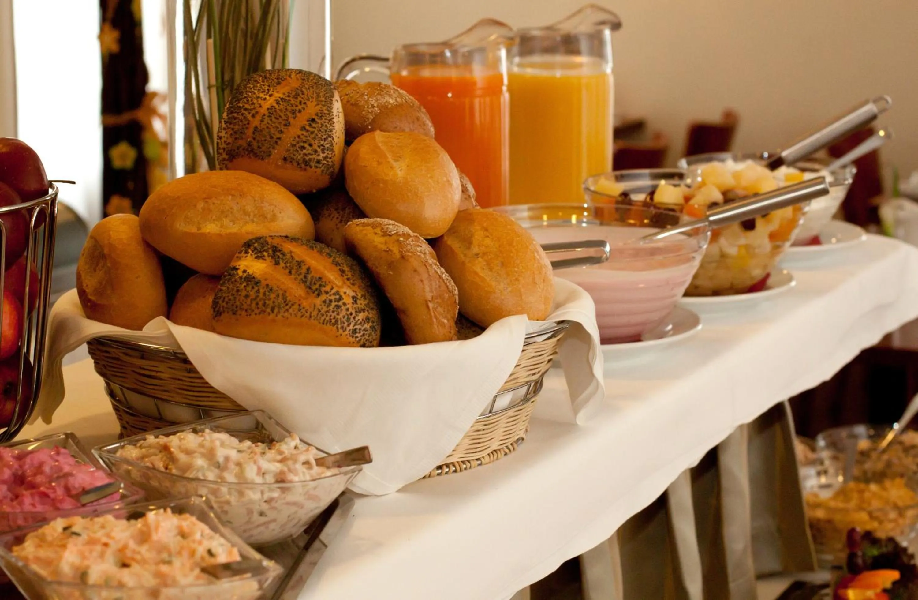 Buffet breakfast, Food in Scope Hotel City Stay Frankfurt