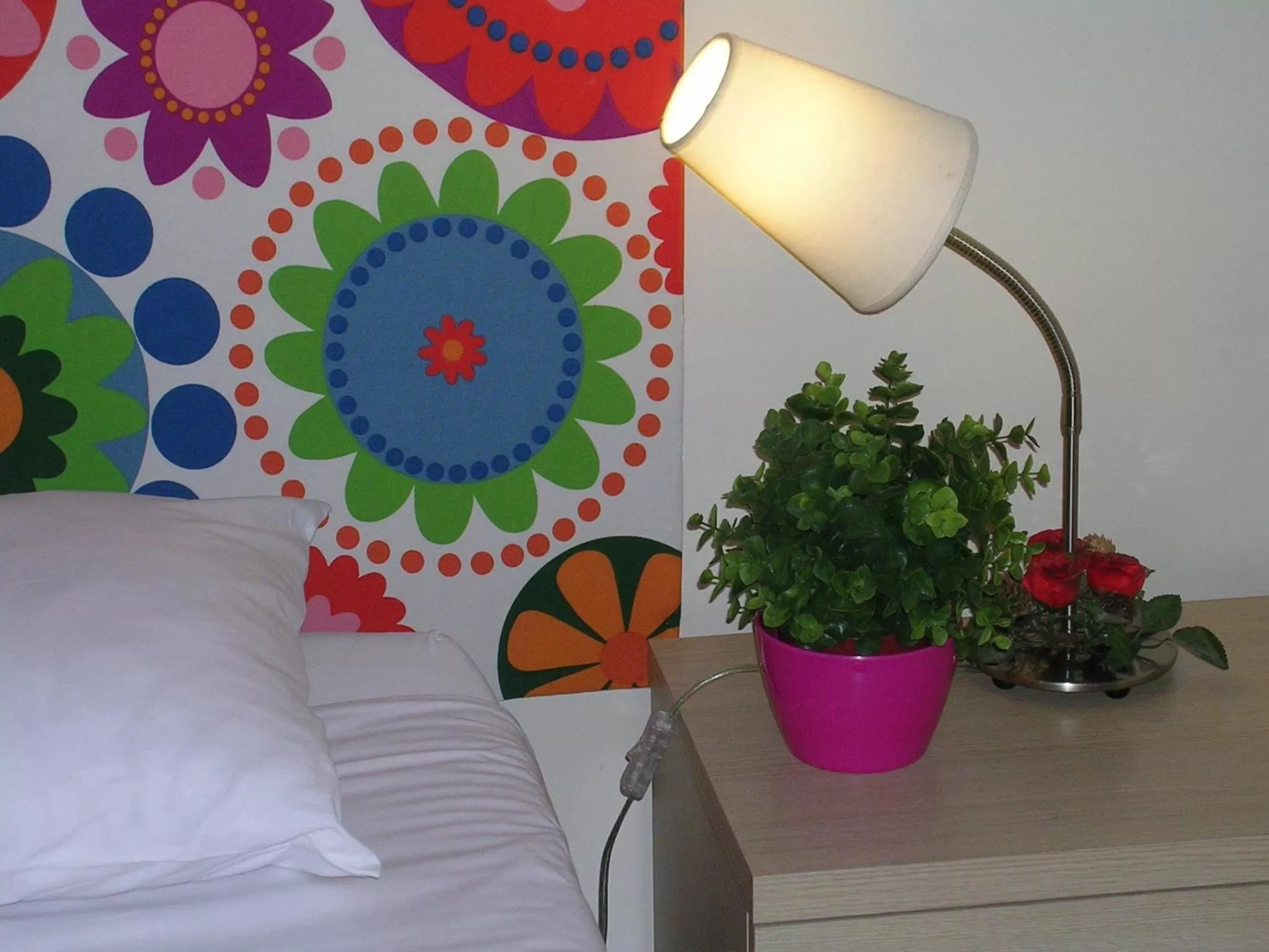 Decorative detail, Bed in RossoCorallo B&B