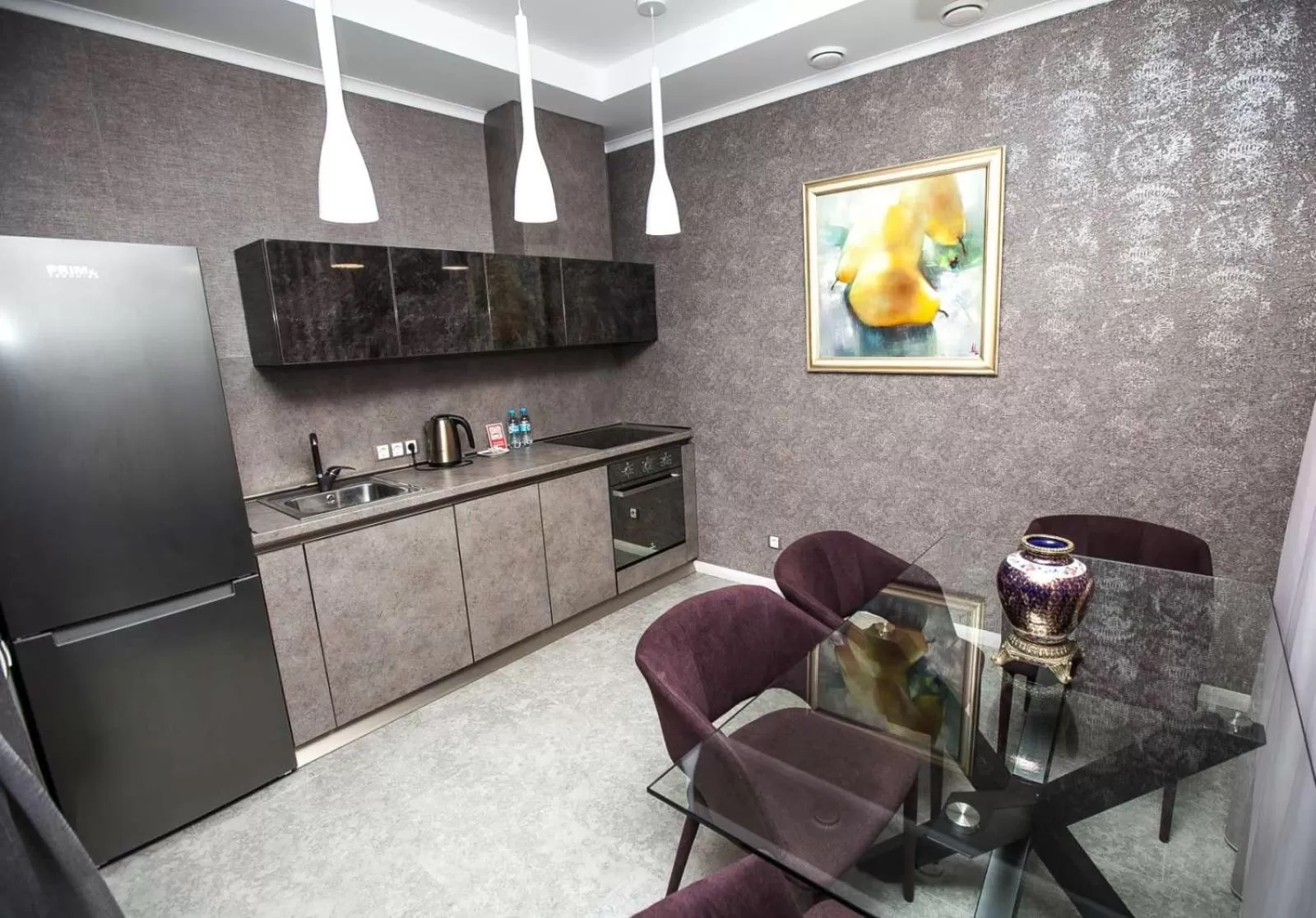 Coffee/tea facilities, Kitchen/Kitchenette in Hotel "Mandarin Clubhouse"