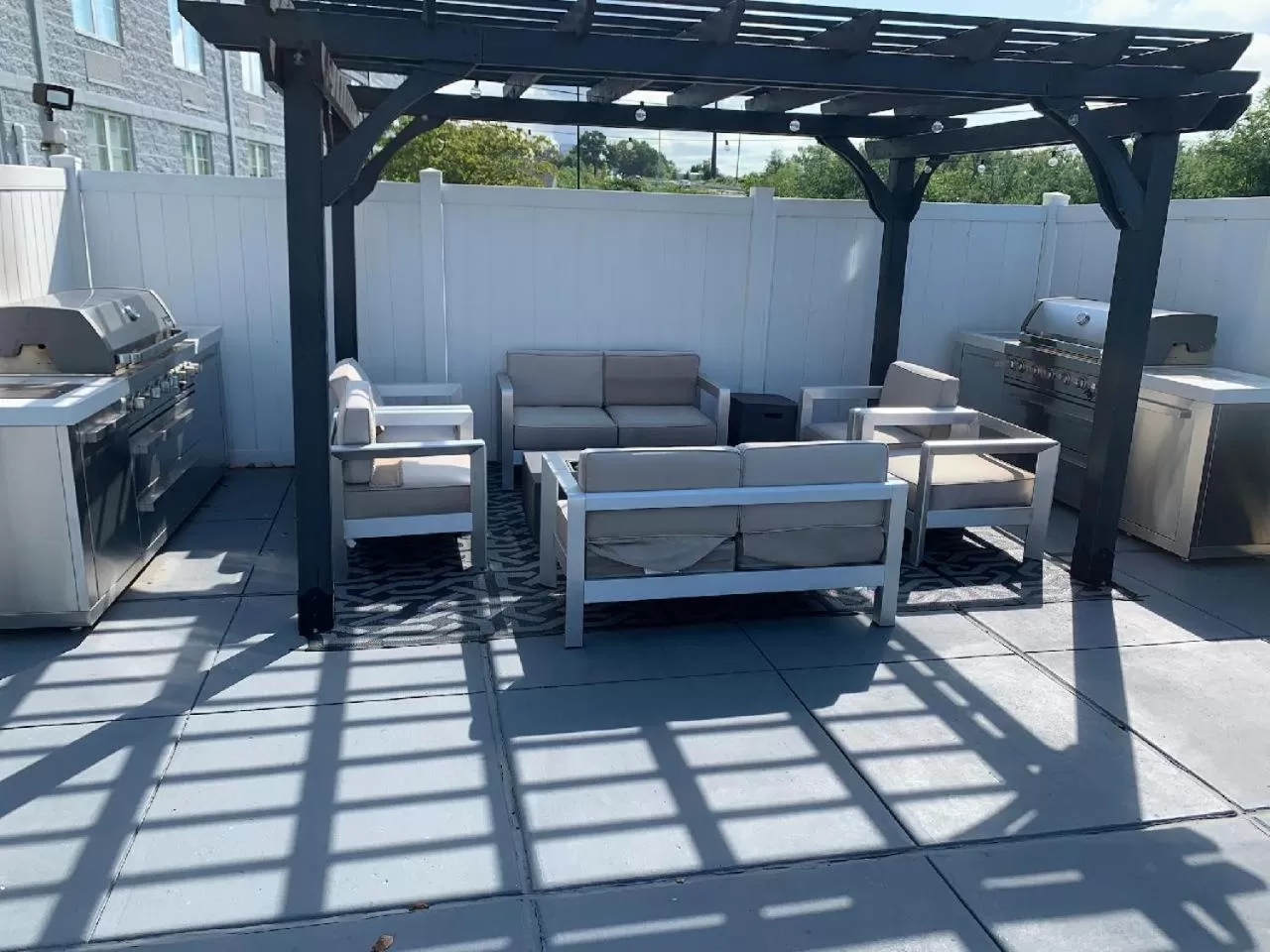 Swimming pool in Comfort Inn & Suites Pottstown Eastern Gateway