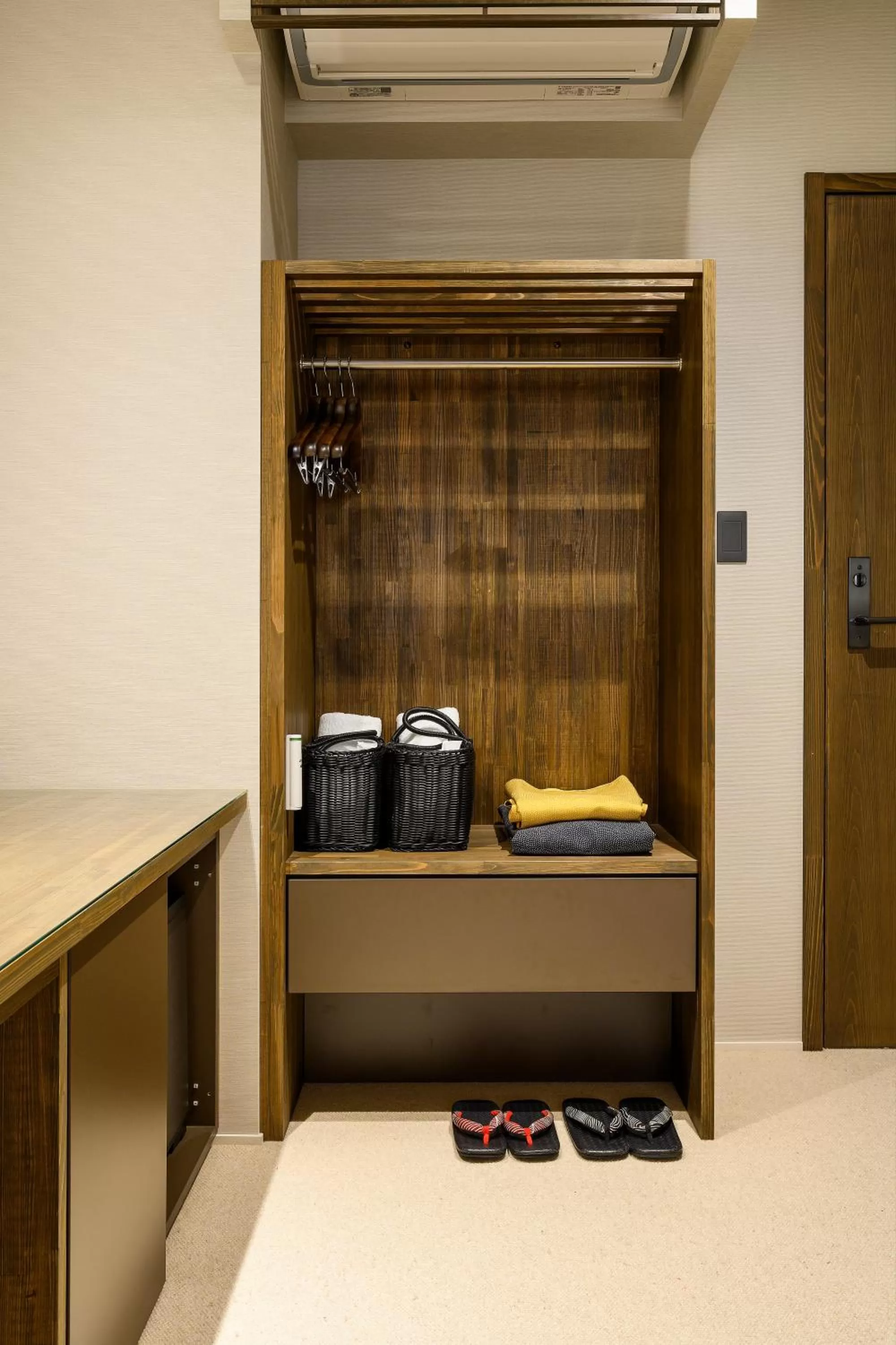 Deluxe Twin Room in HOTEL WOOD TAKAYAMA