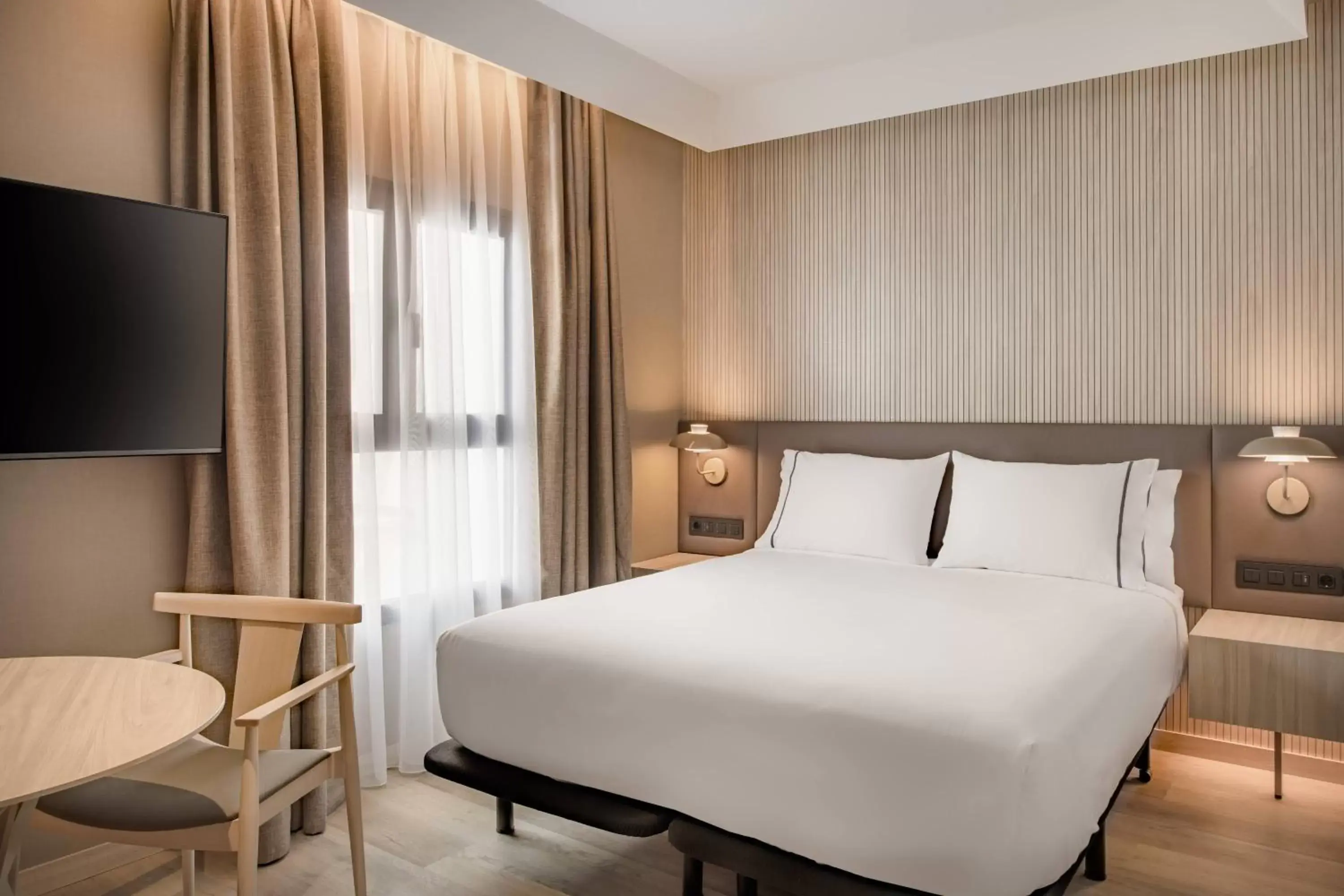 Standard Queen Guest Room in AC Hotel by Marriott Tenerife Standard Queen Guest Room in AC Hotel by Marriott Tenerife