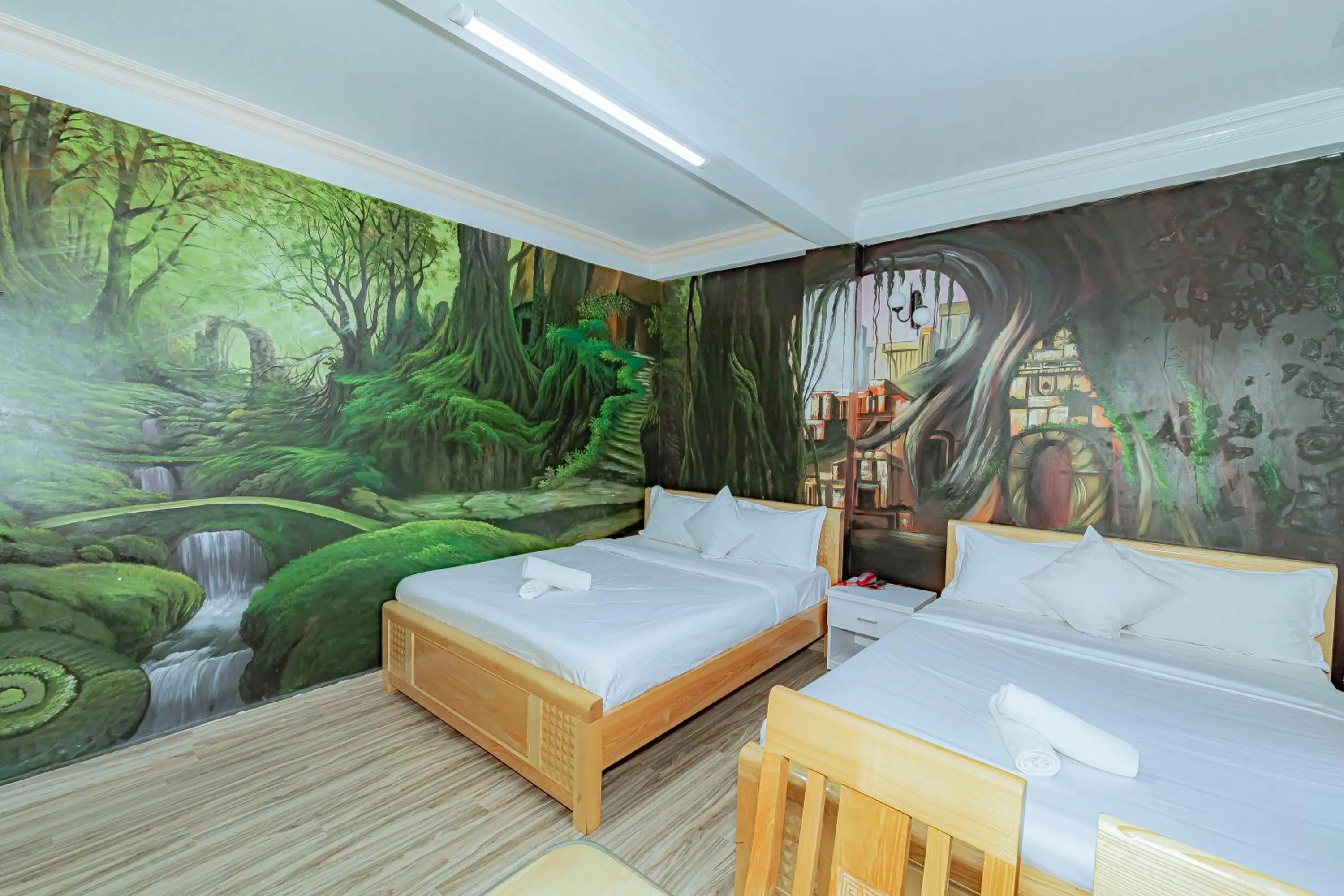 Ken's Backpackers Hotel