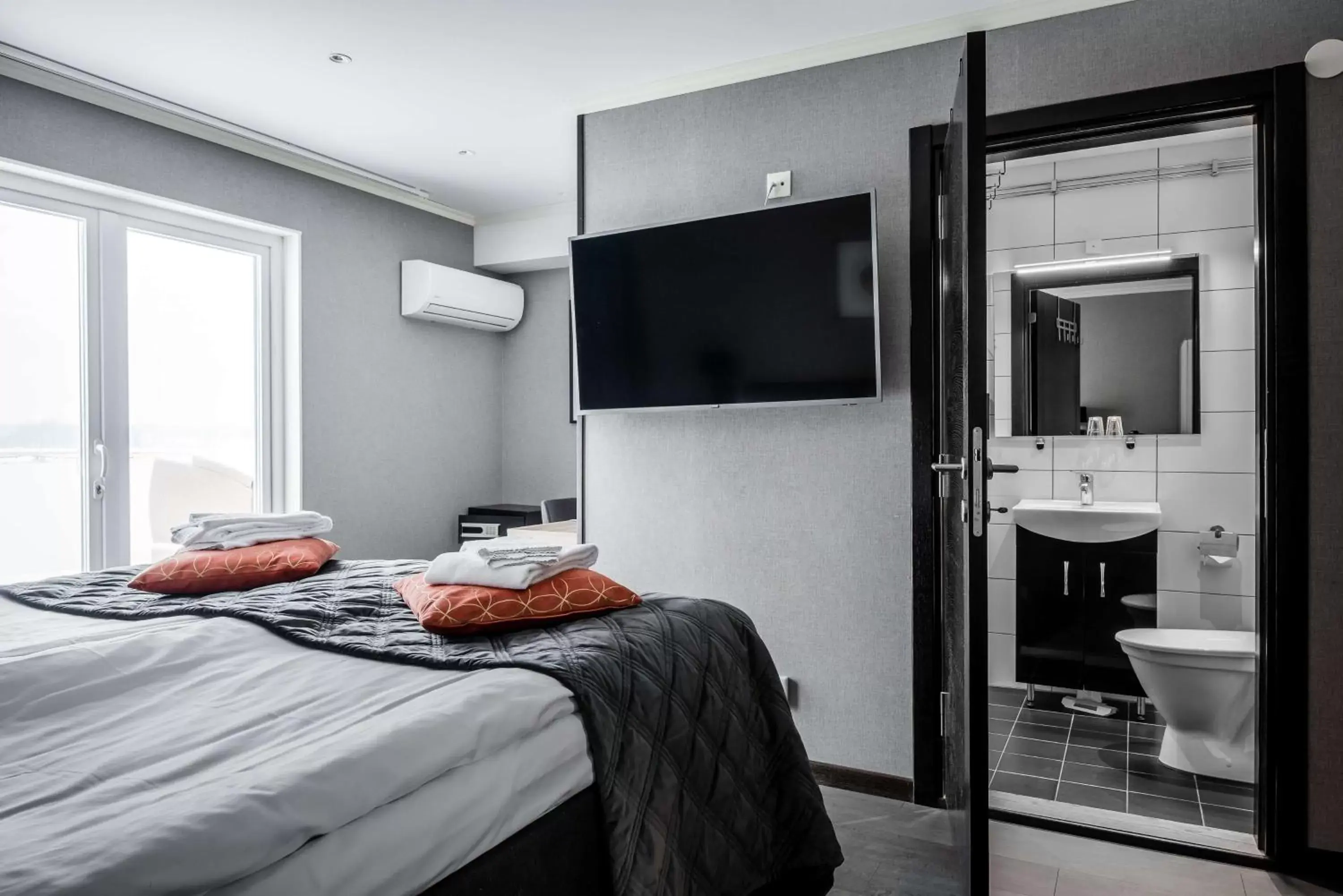 King Room with Balcony in Best Western Hotell Hedåsen King Room with Balcony in Best Western Hotell Hedåsen