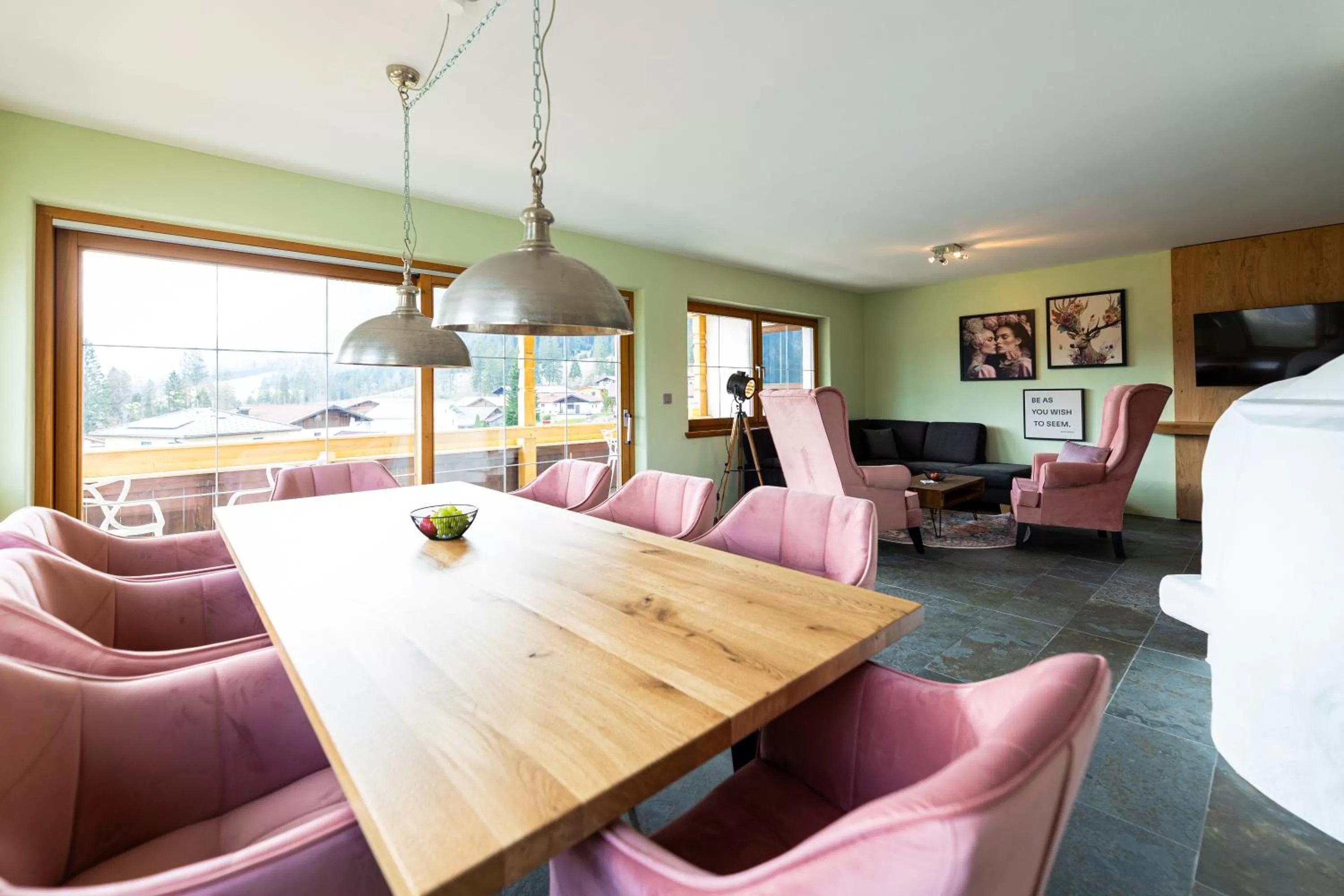 Dining area in Wellness Aparthotel "Lechlife" incl Pool - 400m zum SKILIFT