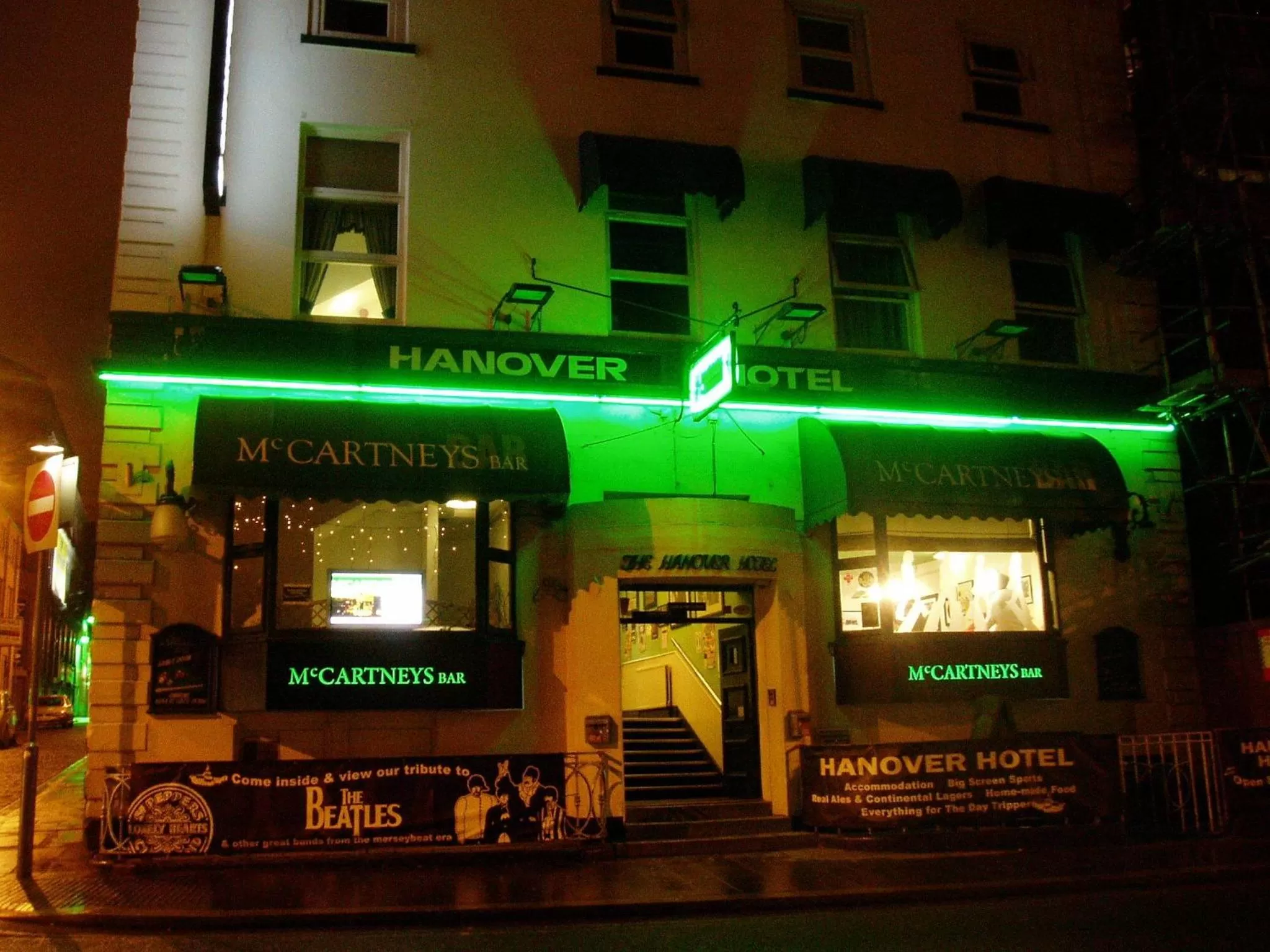 Facade/entrance in Hanover Hotel & McCartney's Bar