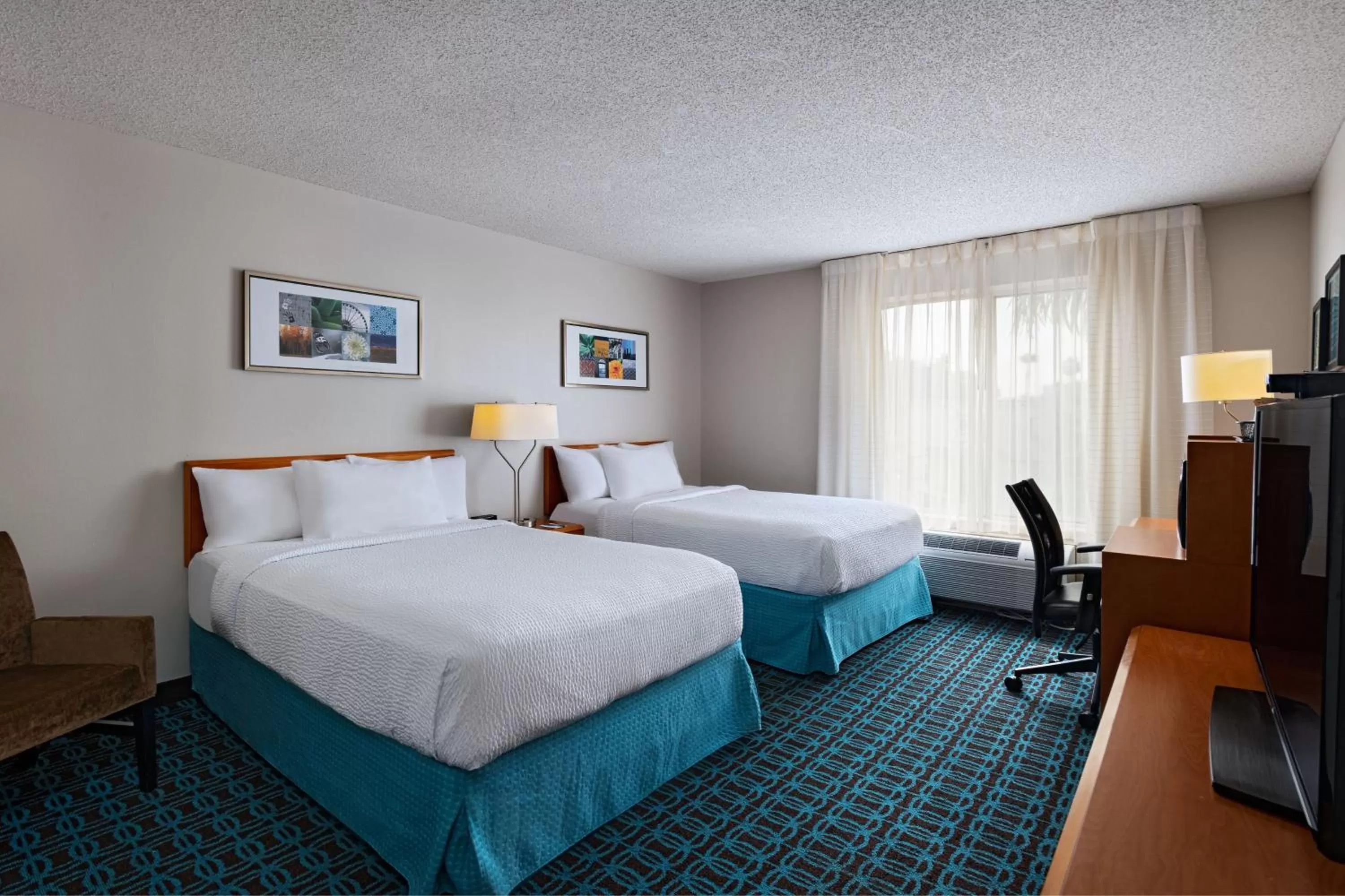Photo of the whole room, Bed in Fairfield Inn and Suites by Marriott McAllen