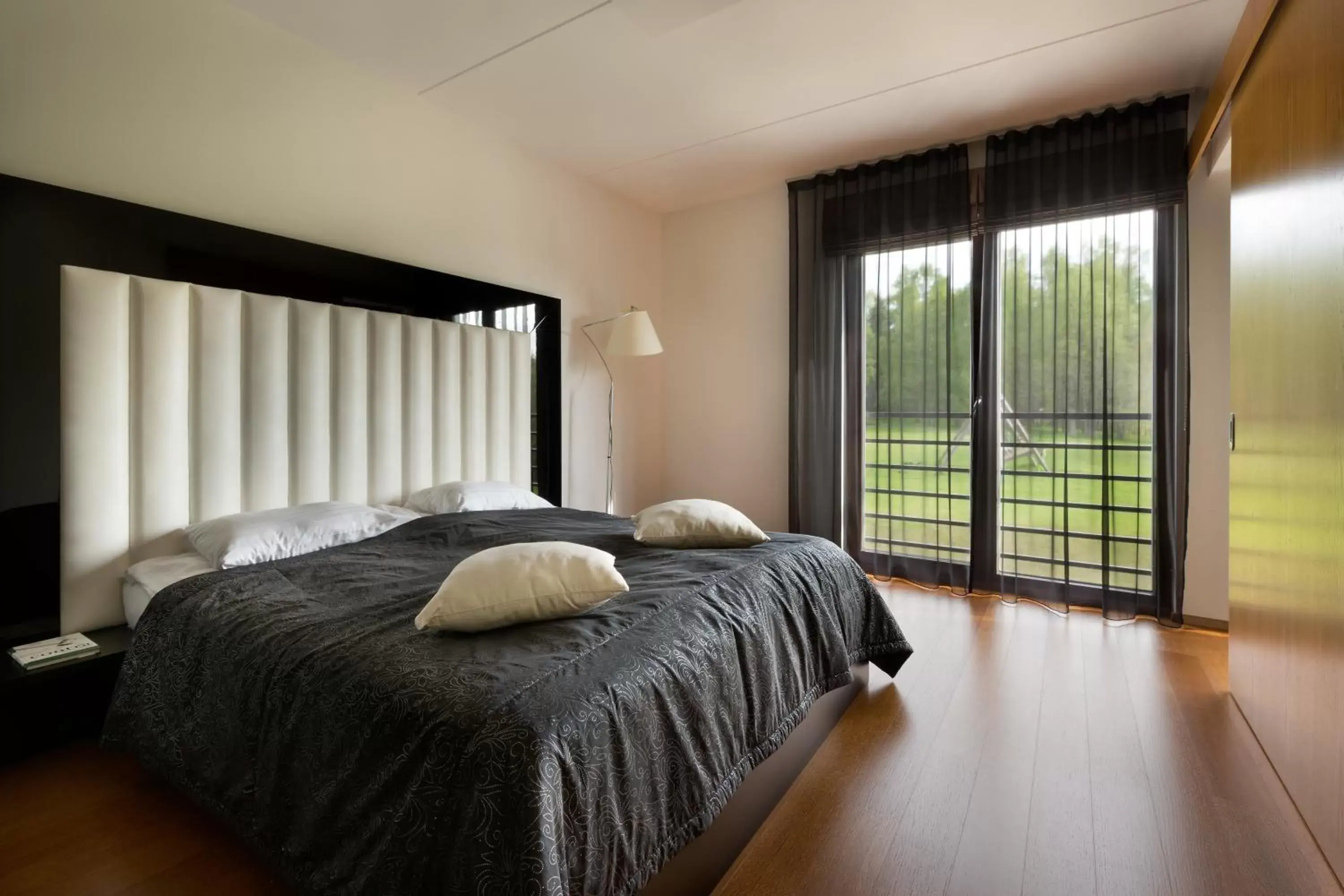 Luxury One-Bedroom Apartment in GMP Clubhotel Apartments Luxury One-Bedroom Apartment in GMP Clubhotel Apartments