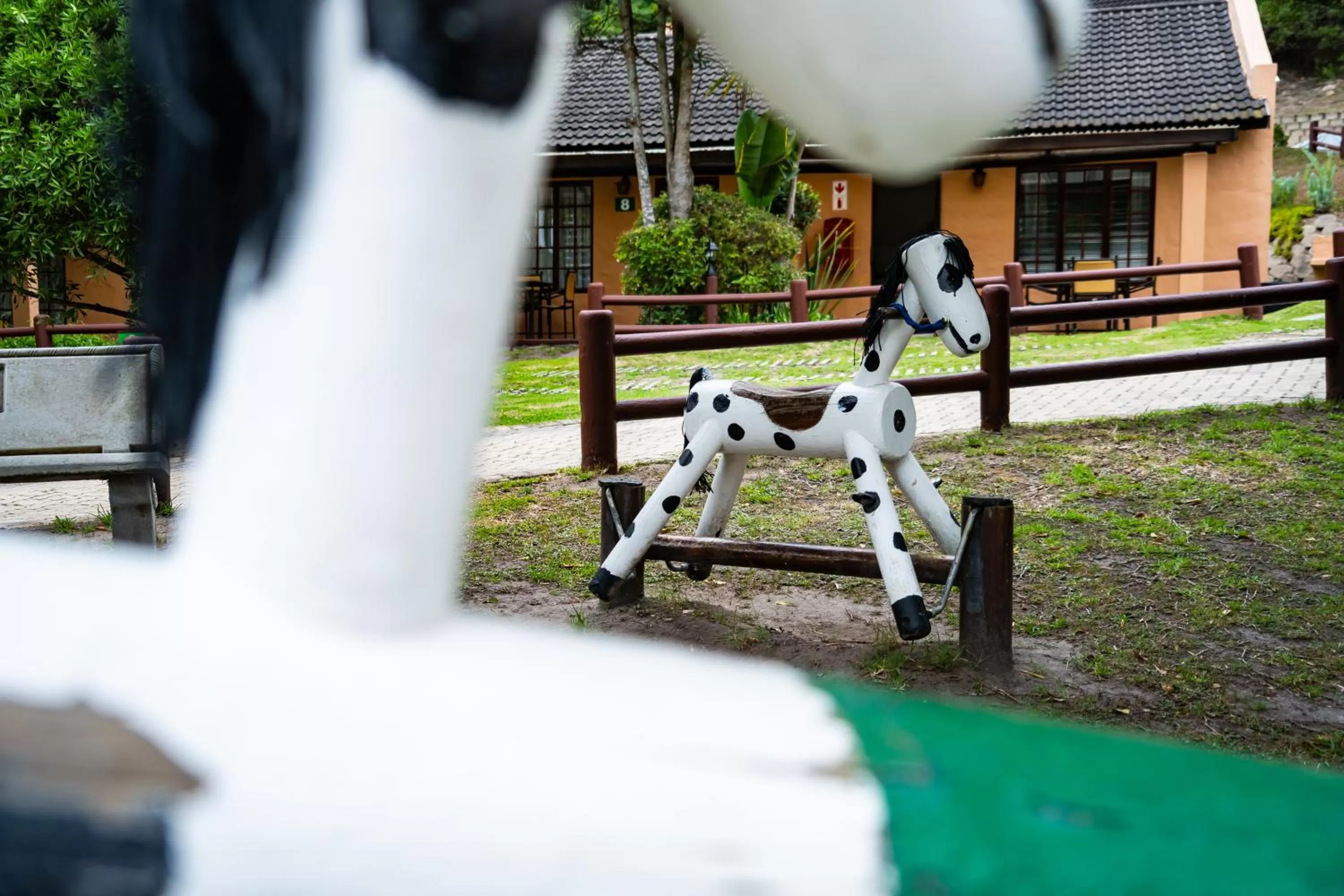 Children play ground in Gooderson Knysna Chalets