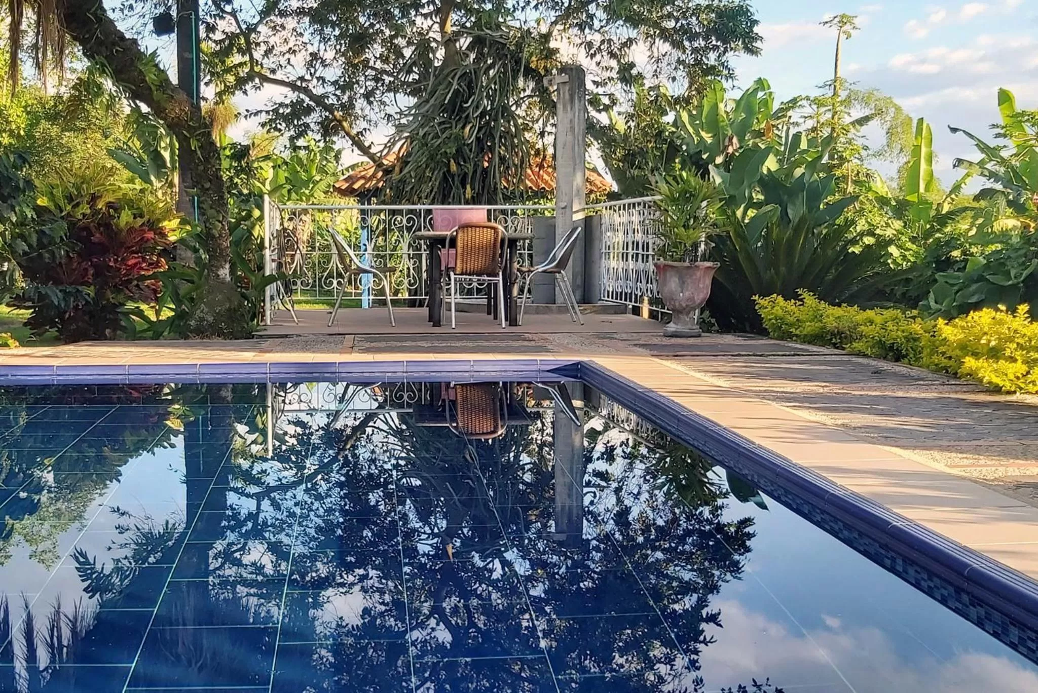 Massage, Swimming Pool in Balsora Hotel Boutique