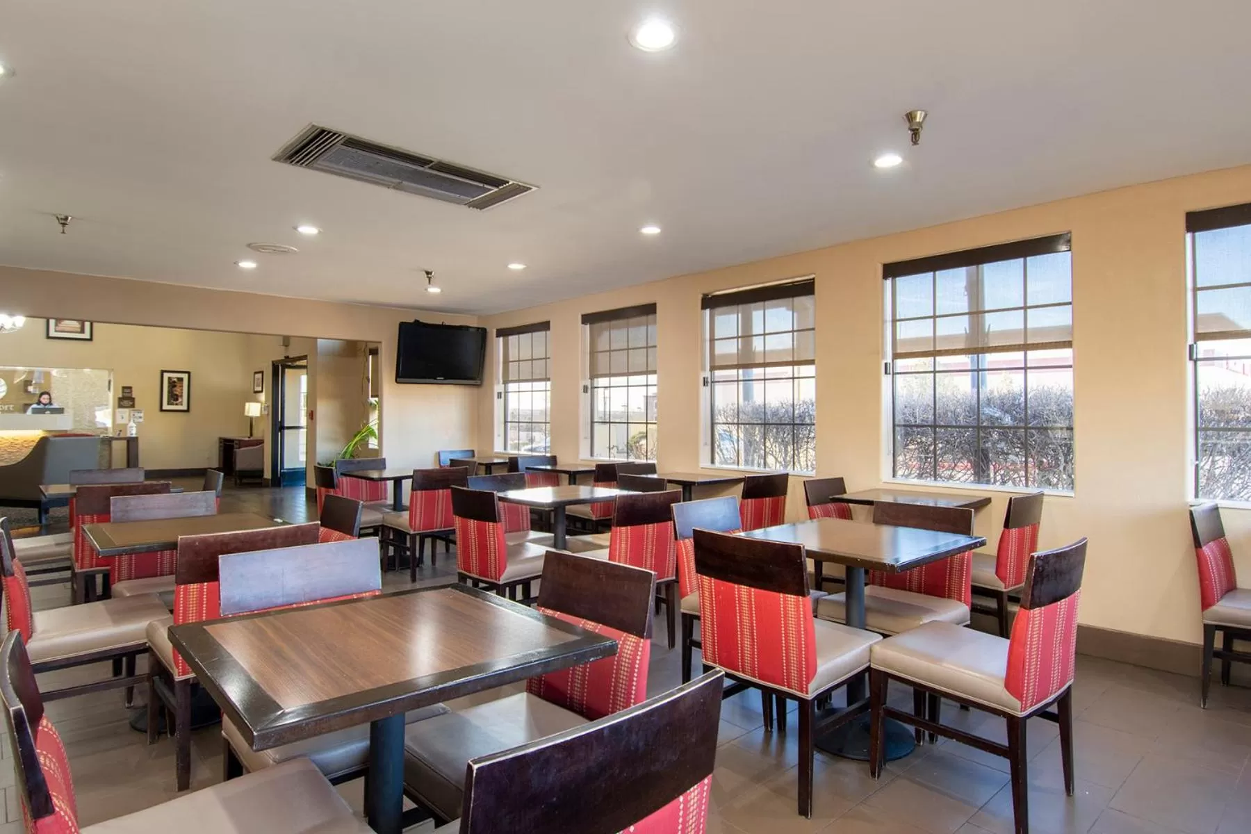 Breakfast in Comfort Inn Santa Fe South