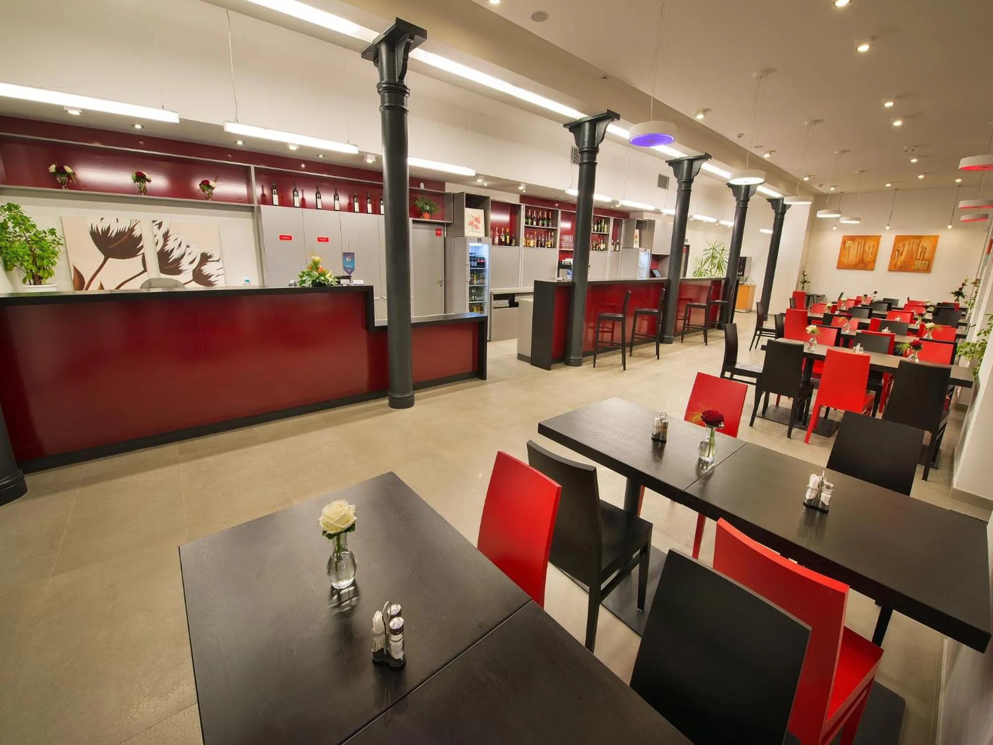 Restaurant/places to eat in EA Business Hotel Jihlava