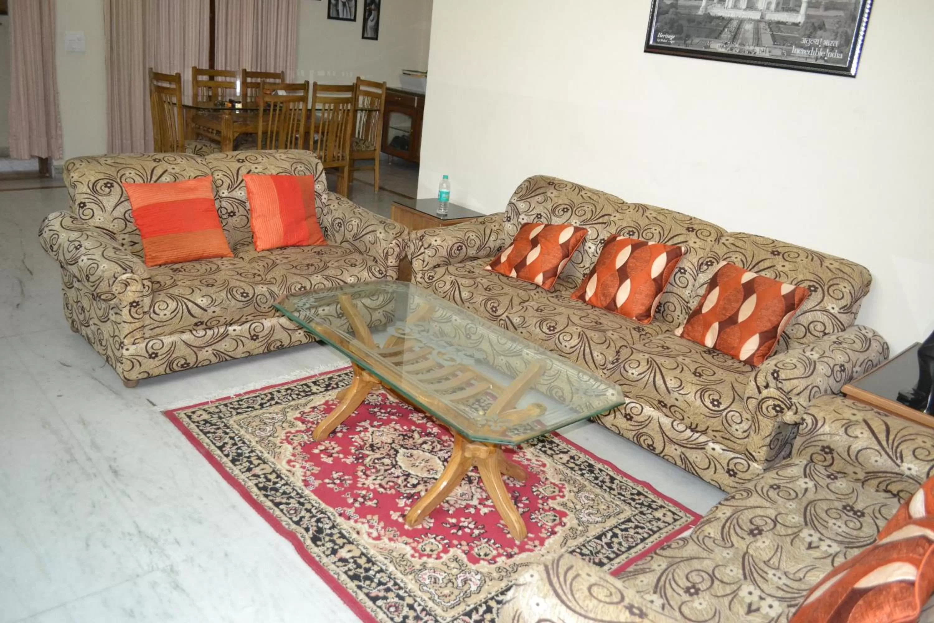 Lobby or reception in Raj Cottage Ganga Vatika