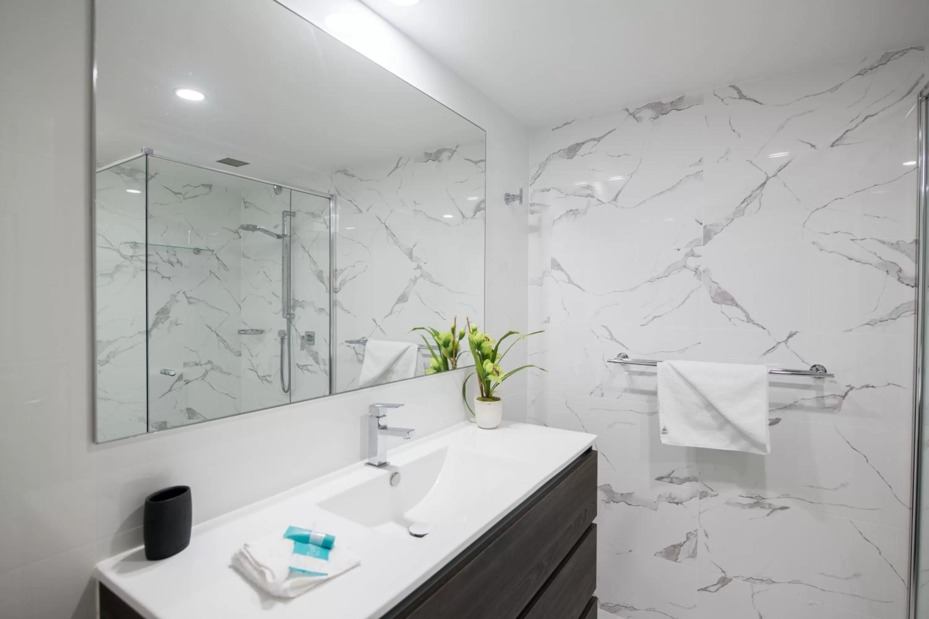 Bathroom in La Grande Apartments