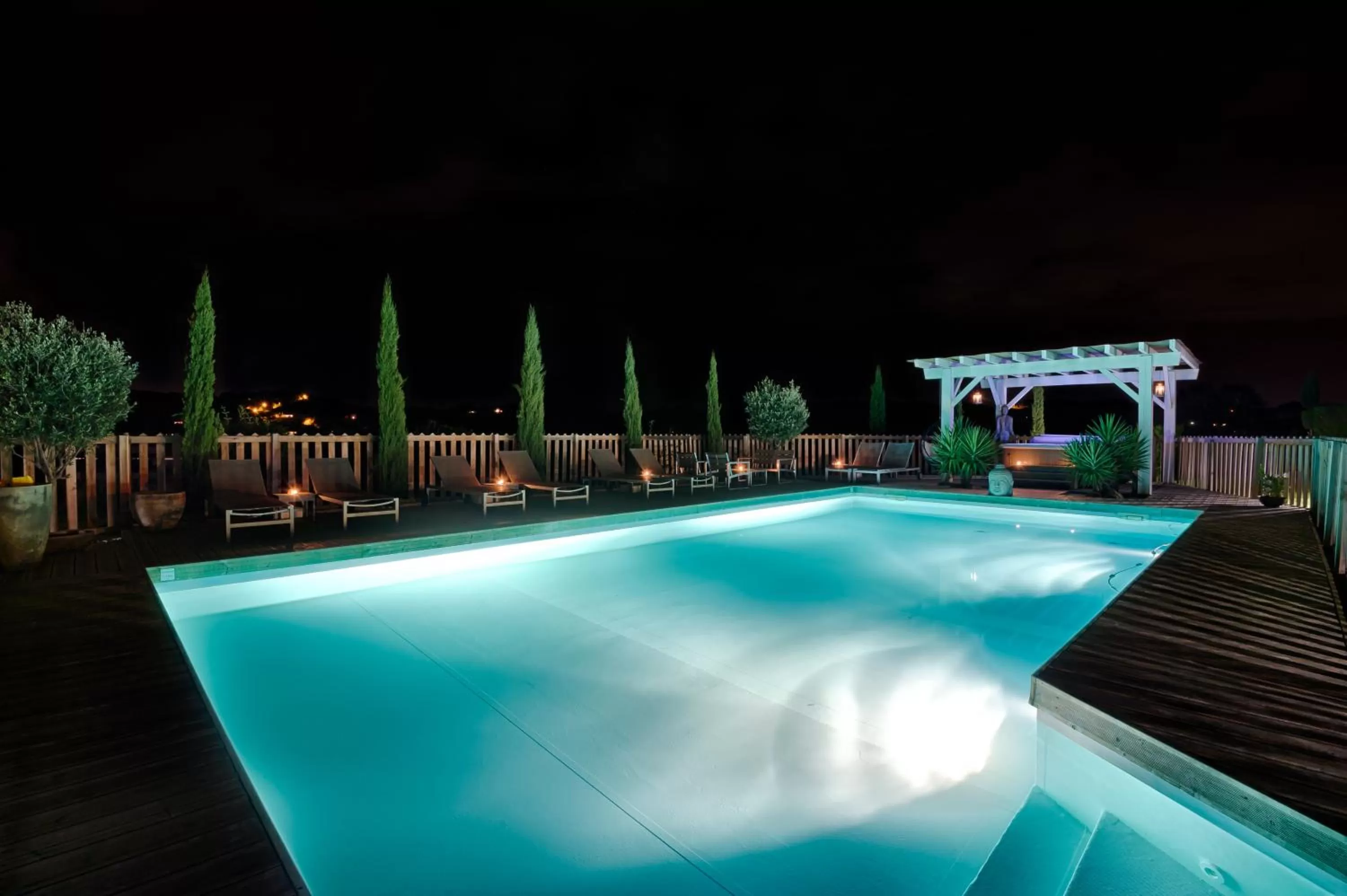 Swimming pool in Ferme Elhorga