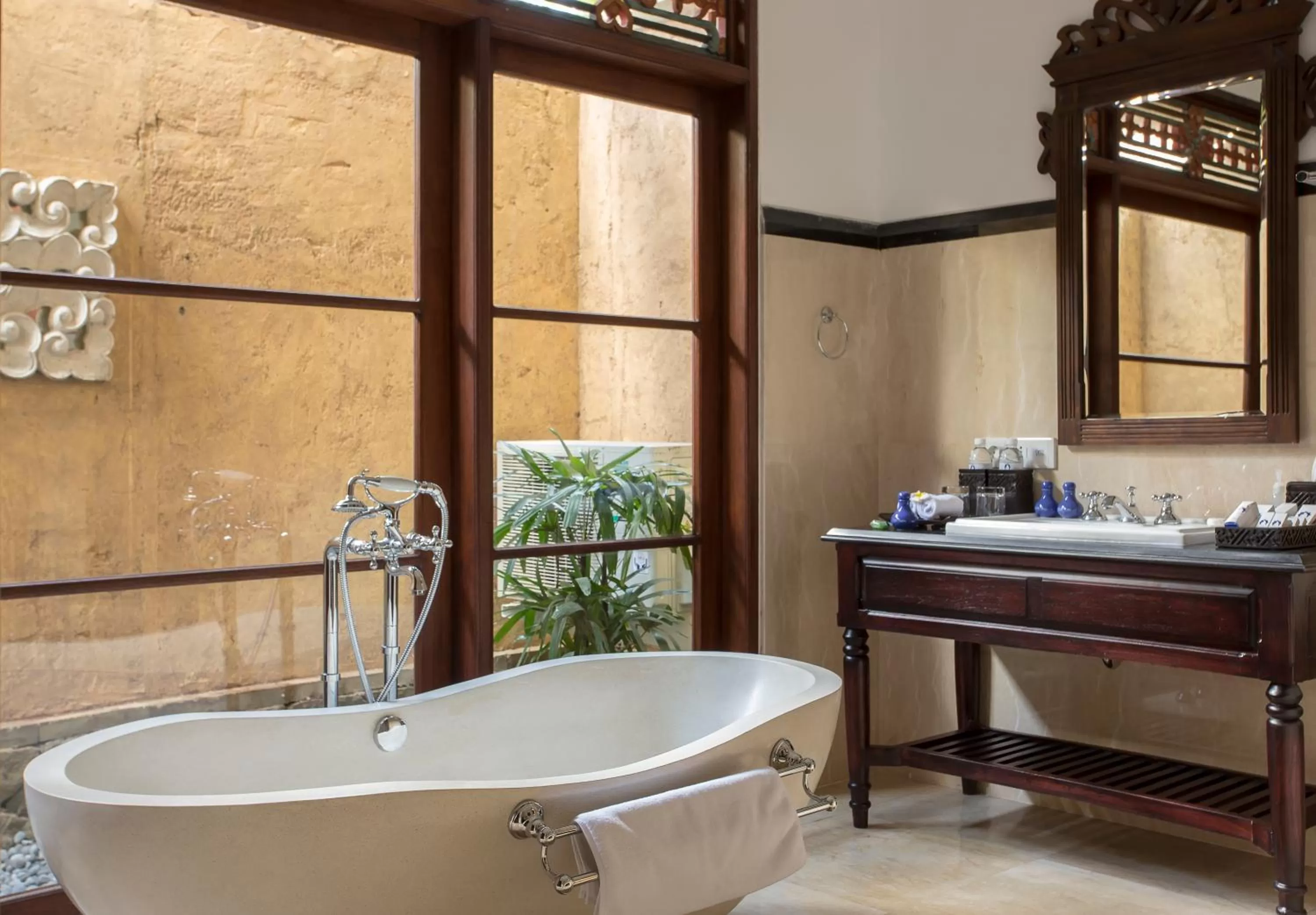 Bathroom in Dwaraka The Royal Villas