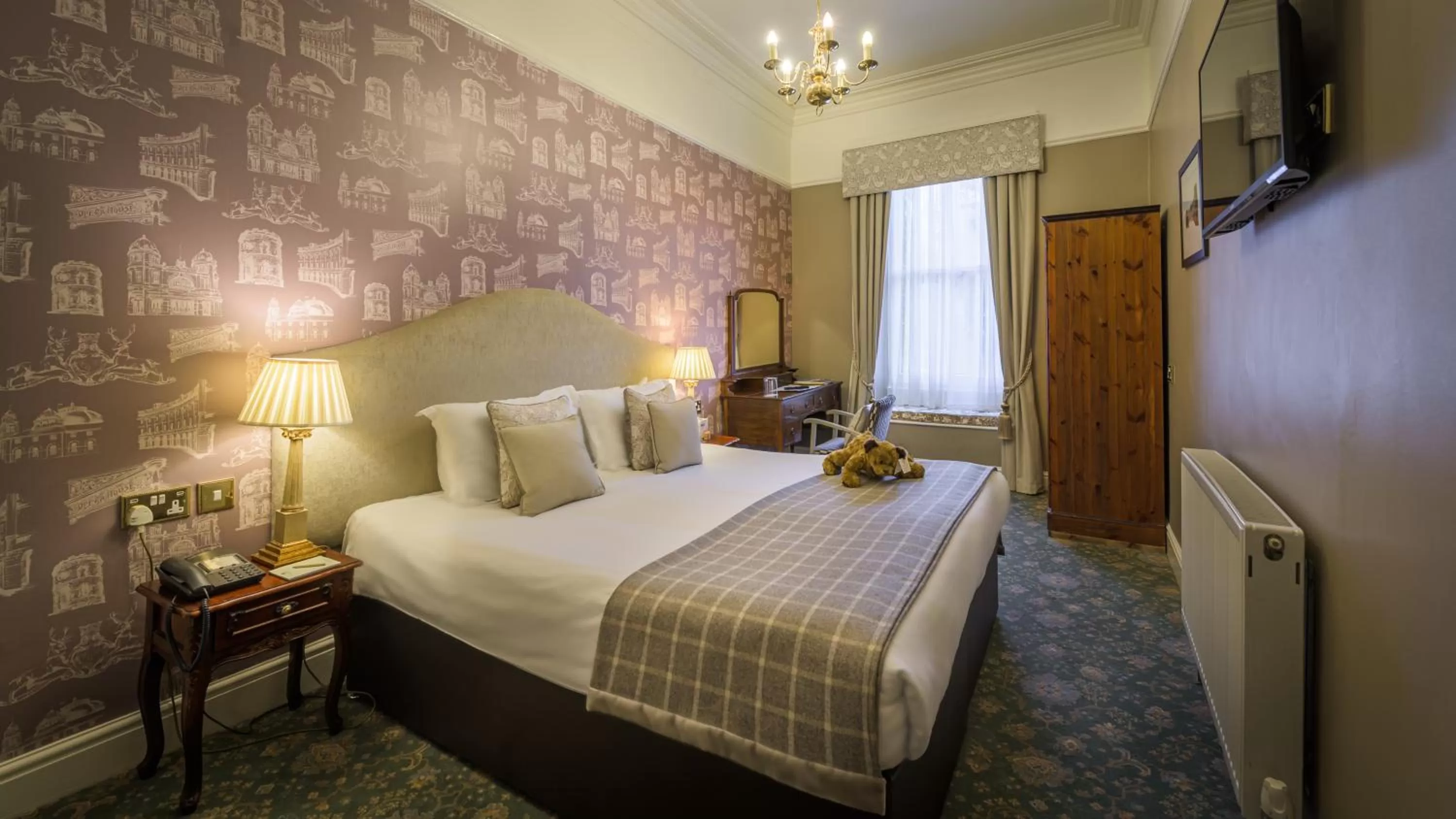 Bed in Old Hall Hotel