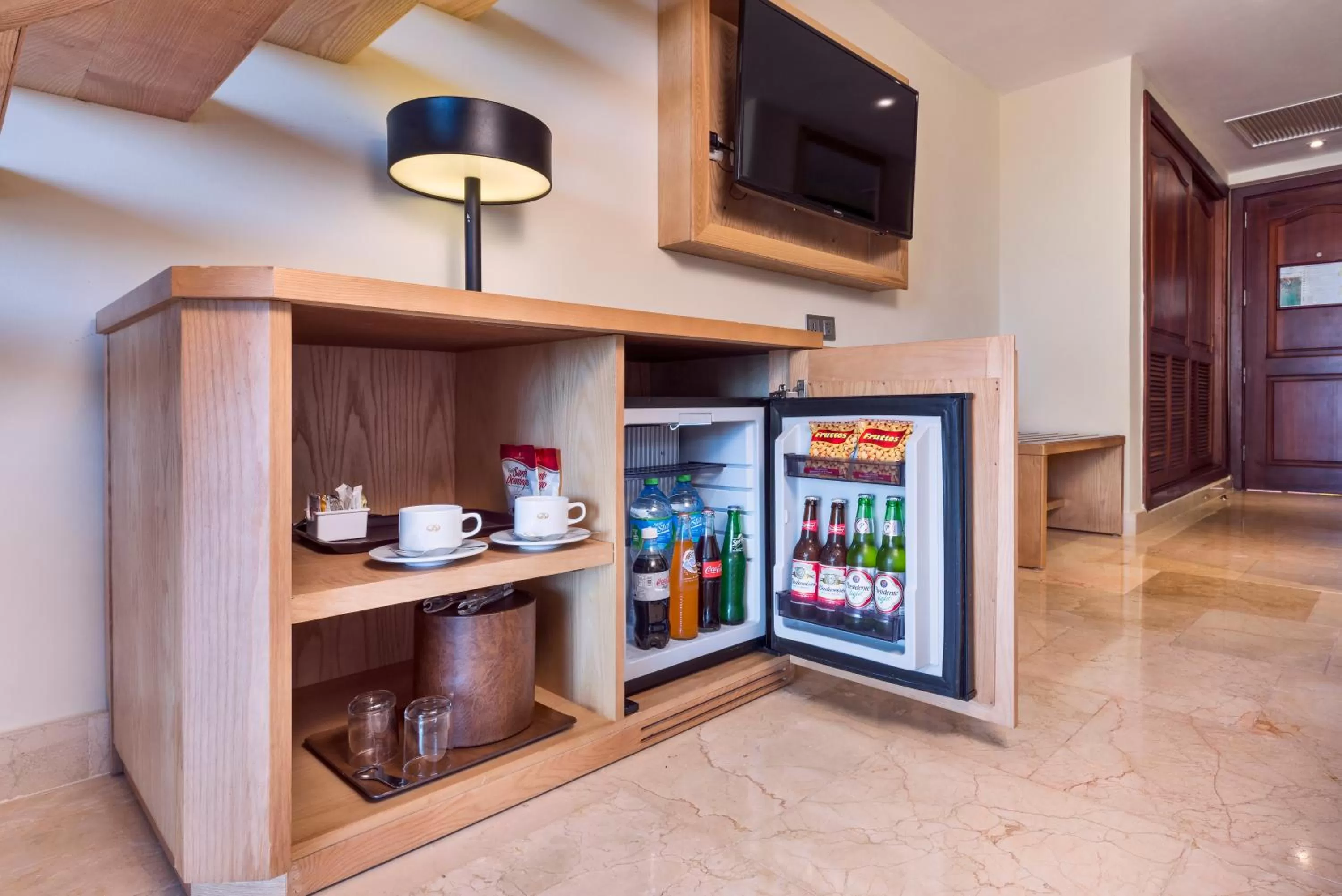 Deluxe Room in Grand Palladium Palace Resort Spa & Casino - All Inclusive