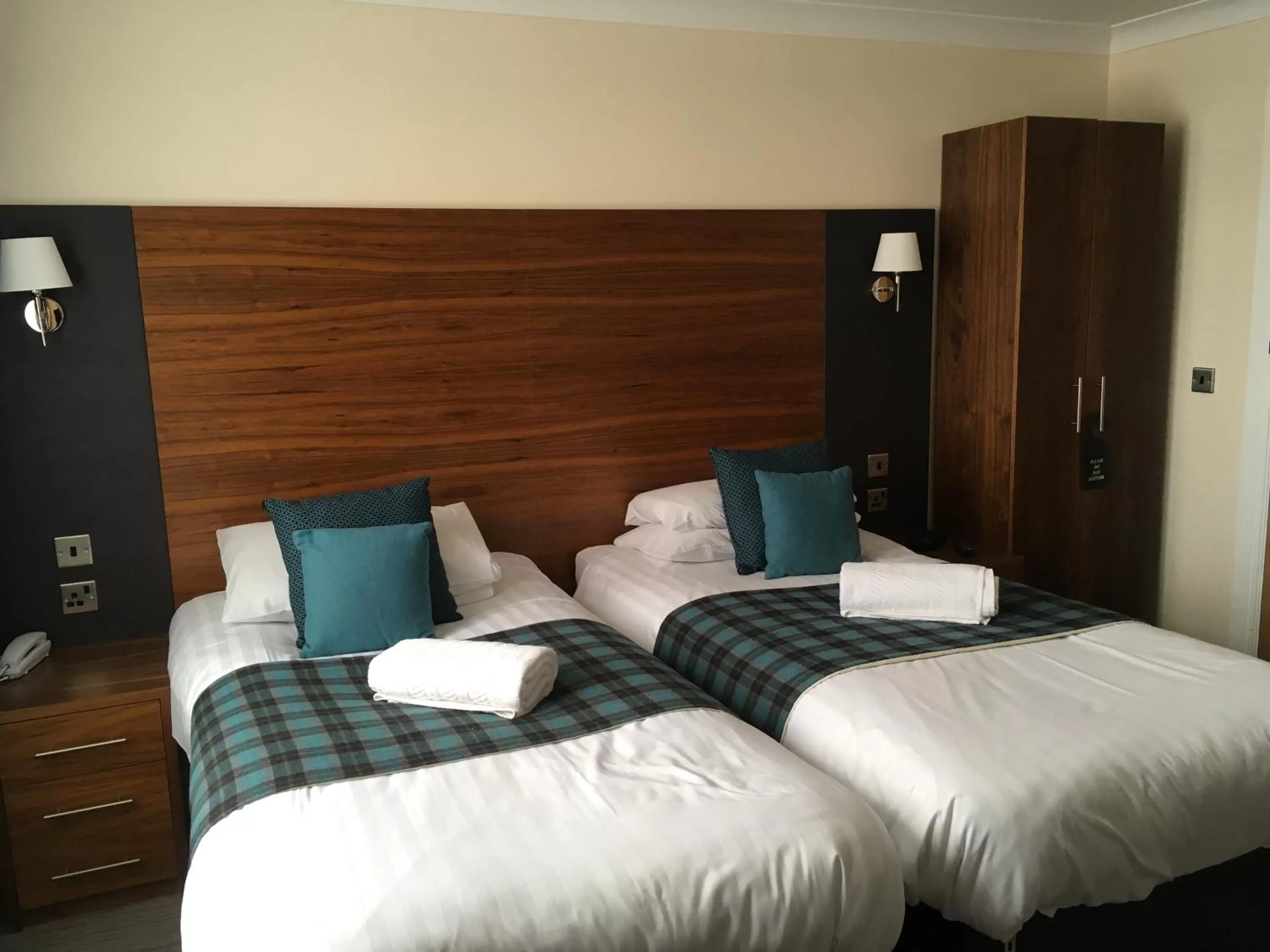 Coffee/tea facilities, Bed in The Winnock Hotel