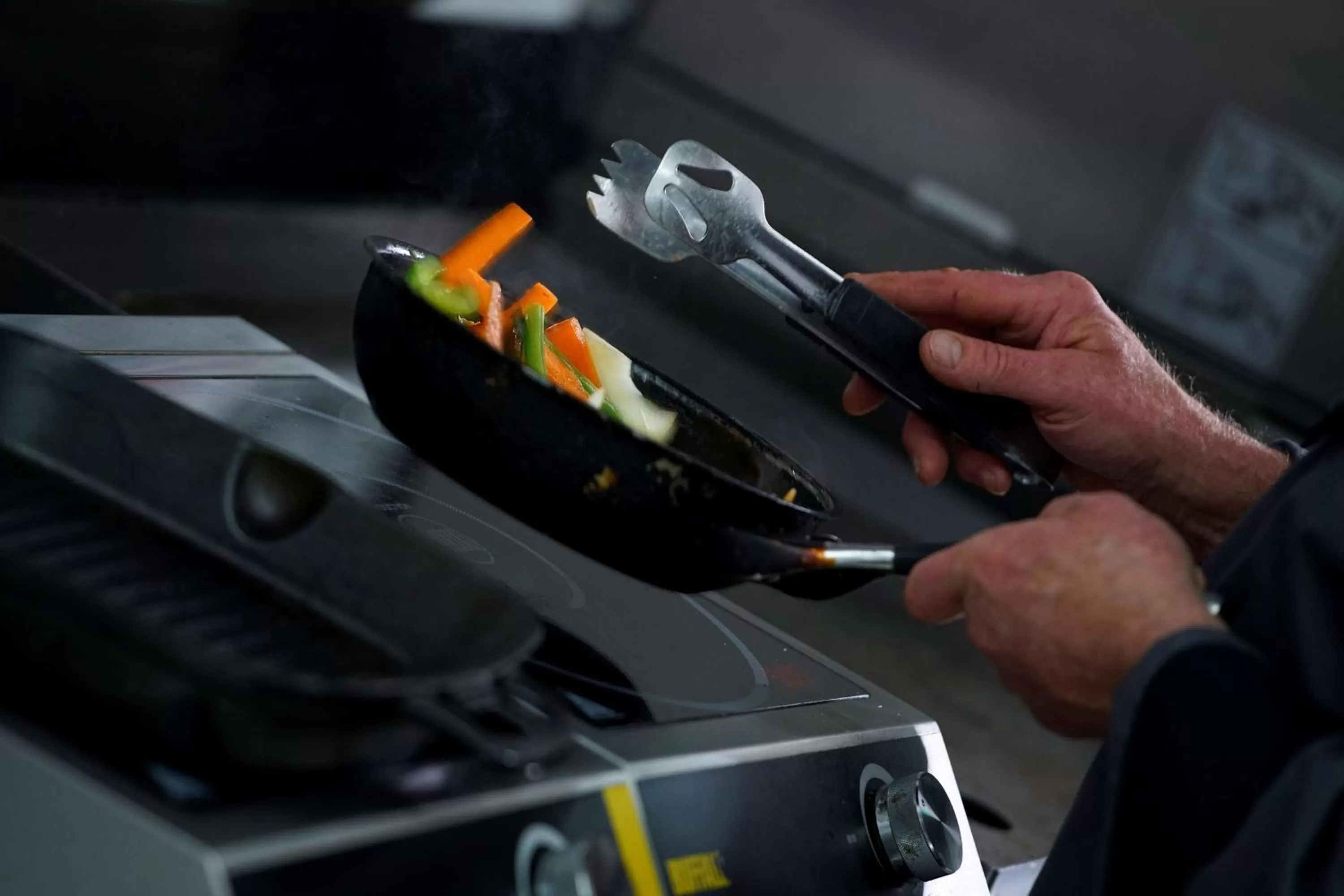 Restaurant/places to eat in All Seasons Philipburn, BW Signature Collection