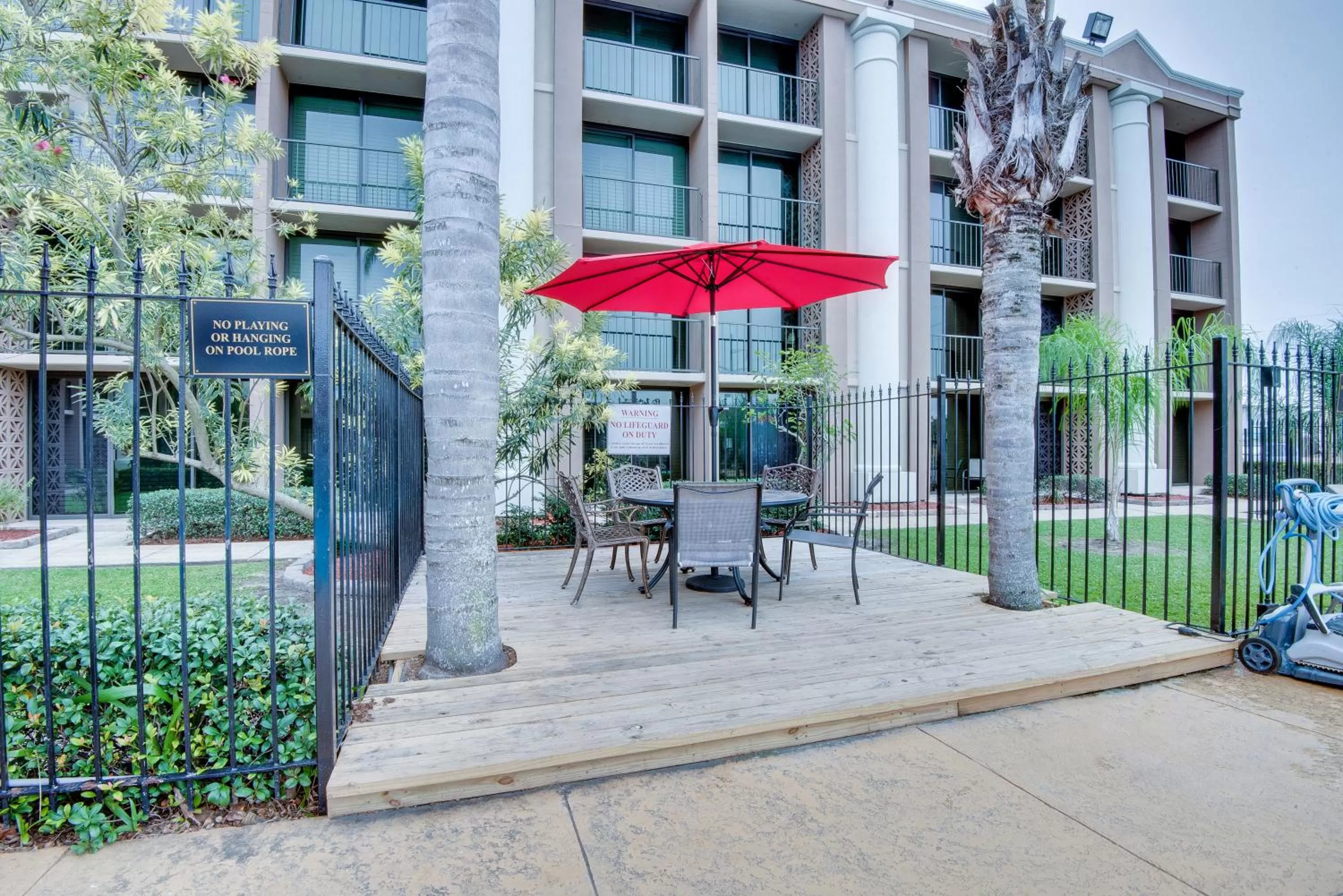 Patio in Ramada by Wyndham Metairie New Orleans Airport