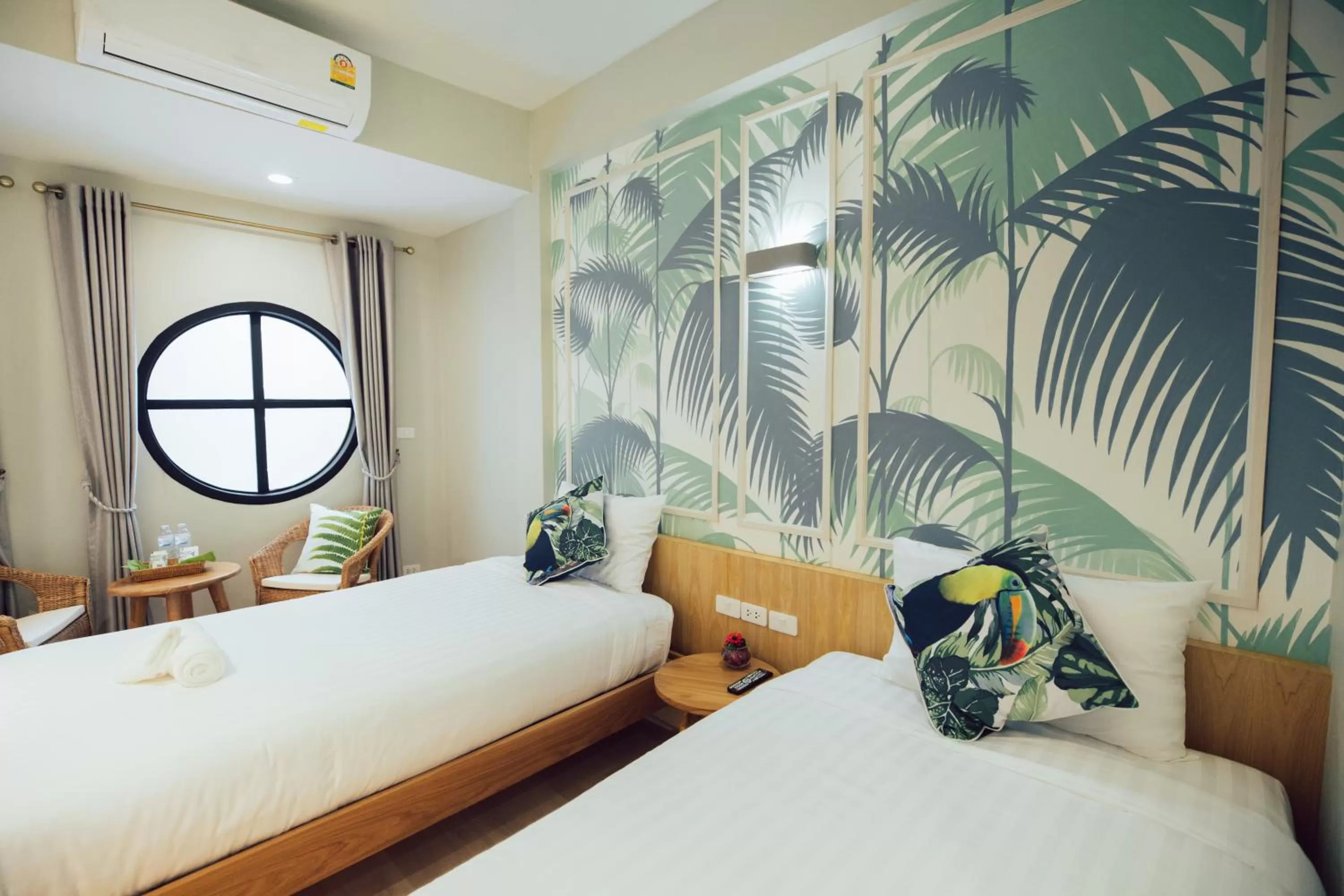 Bed in J's Cafe and Poshtel