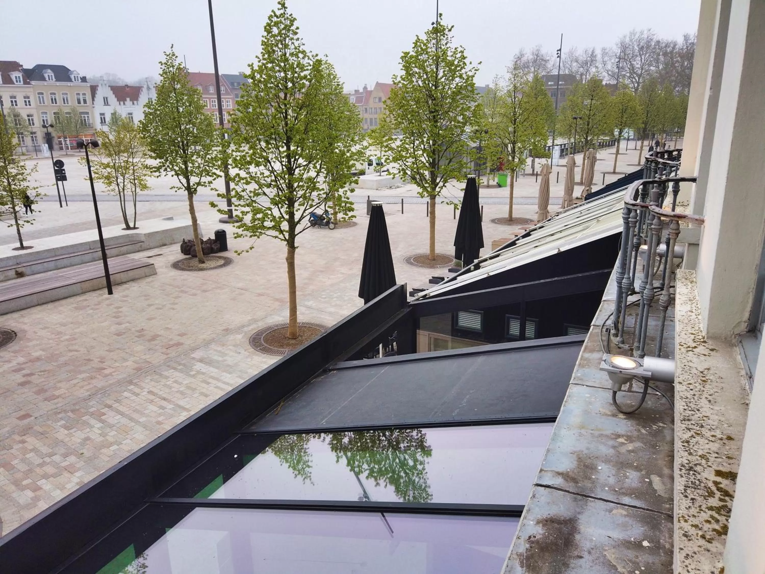 Restaurant/places to eat in Hotel Bliss