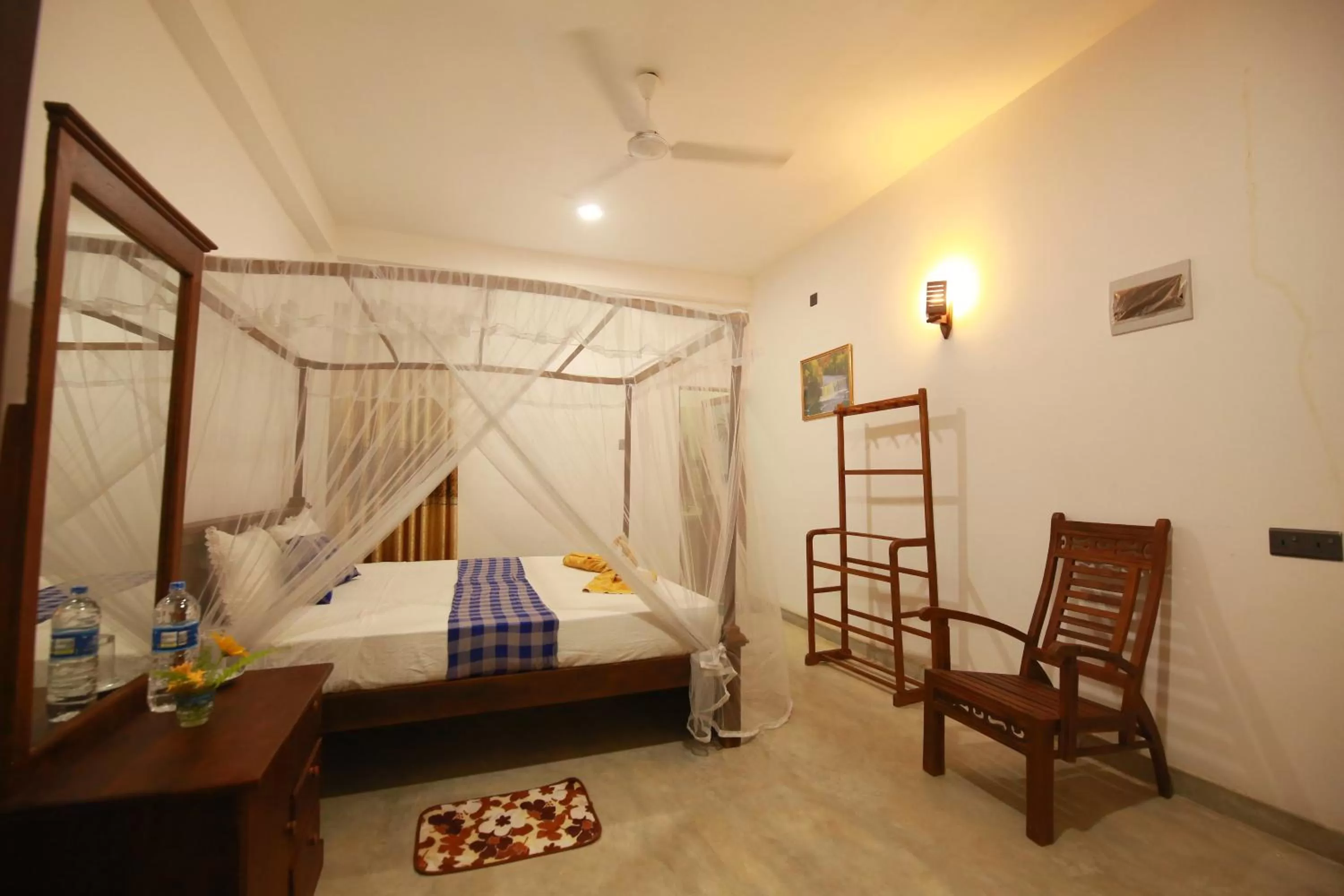 Photo of the whole room, Bed in Surf Orchid Villa
