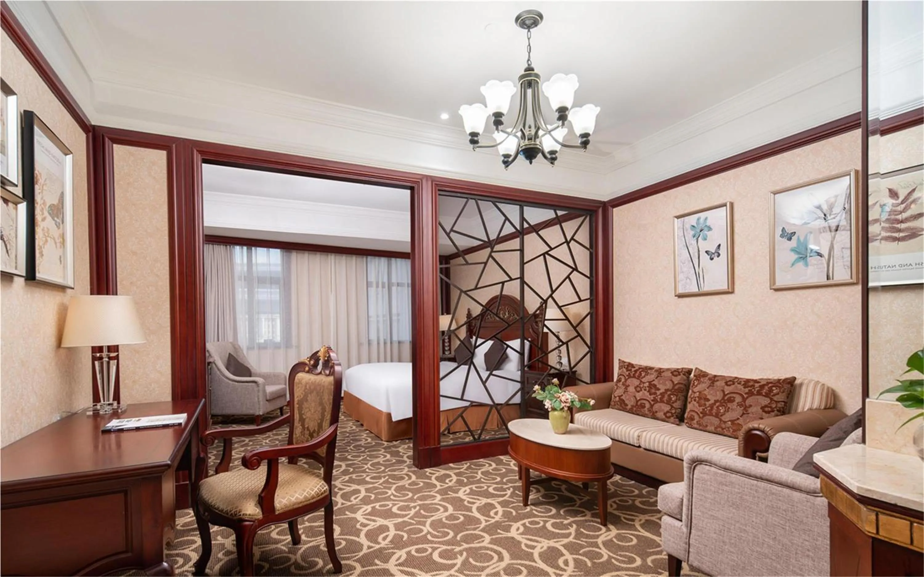 Seating area in Wyndham Shanghai Hongqiao