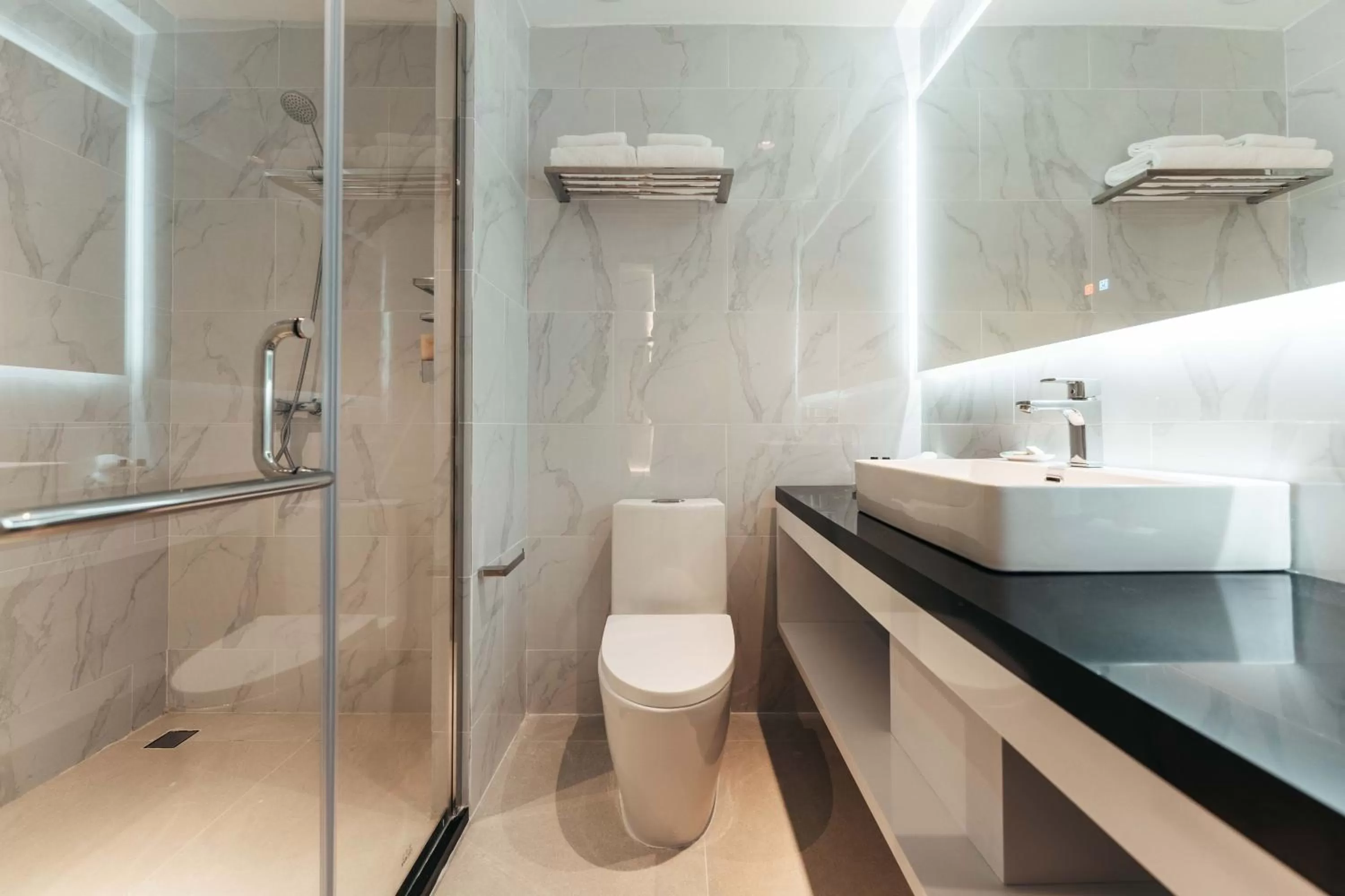 Bathroom in Elements Hotel & Shops Curaçao