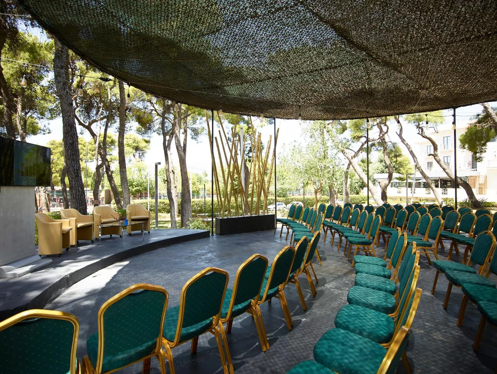 Day in Domotel Kastri