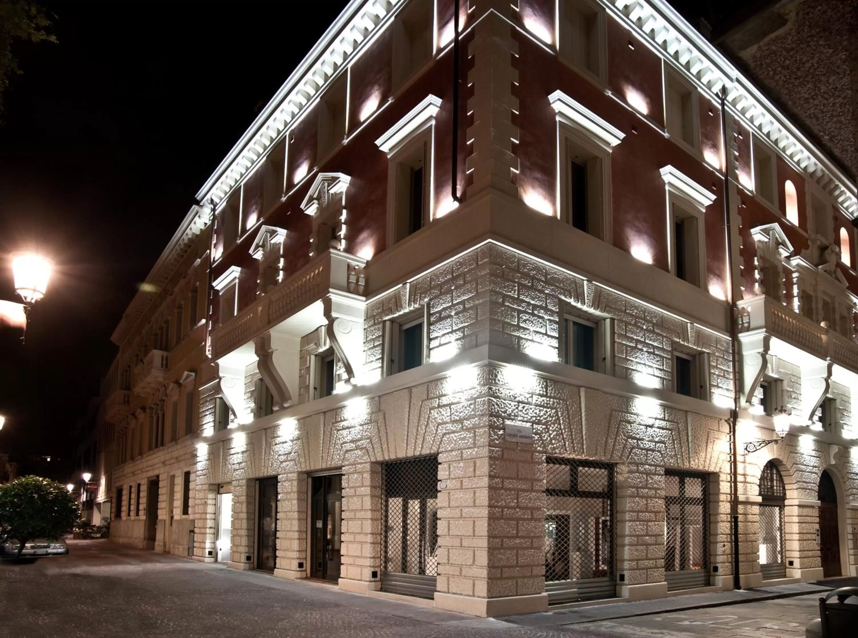 Facade/entrance in Le Camp Suite & Spa