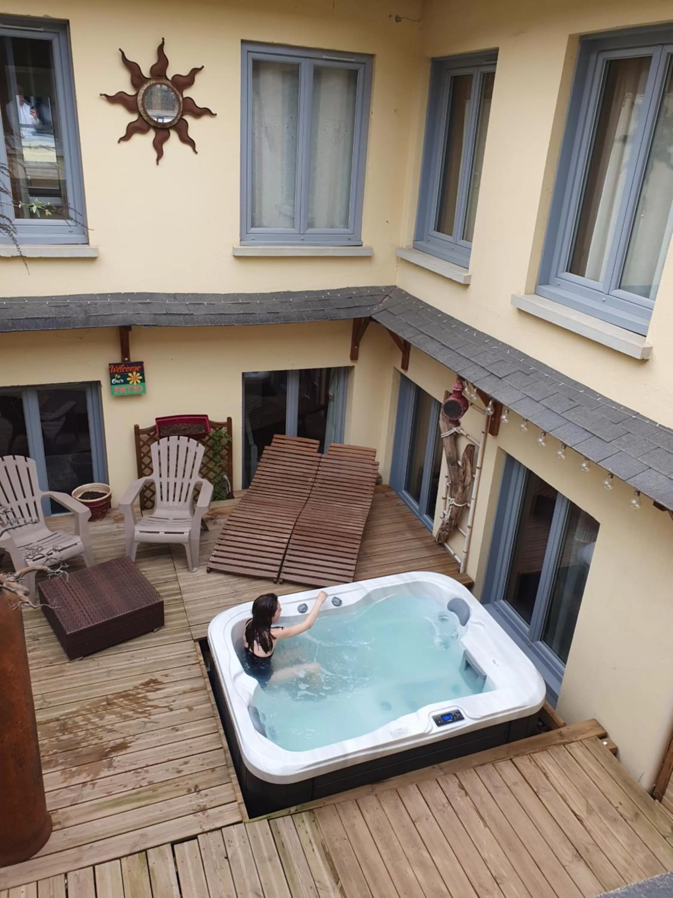 Hot Tub in Le Patio de Luchon
