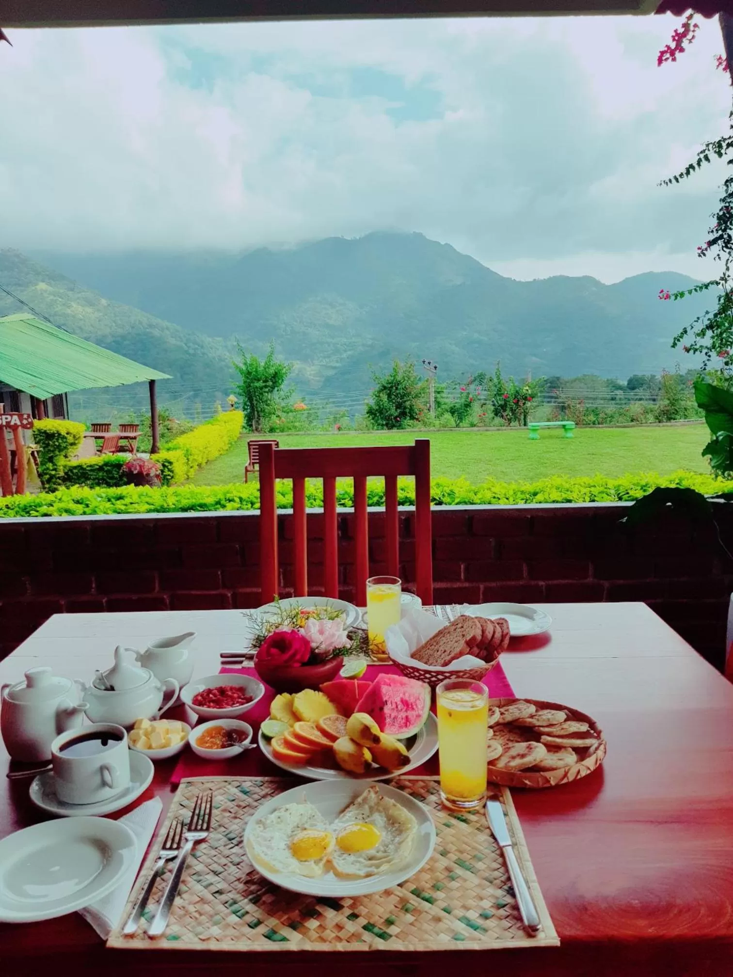 Day in Feelin' good Resort