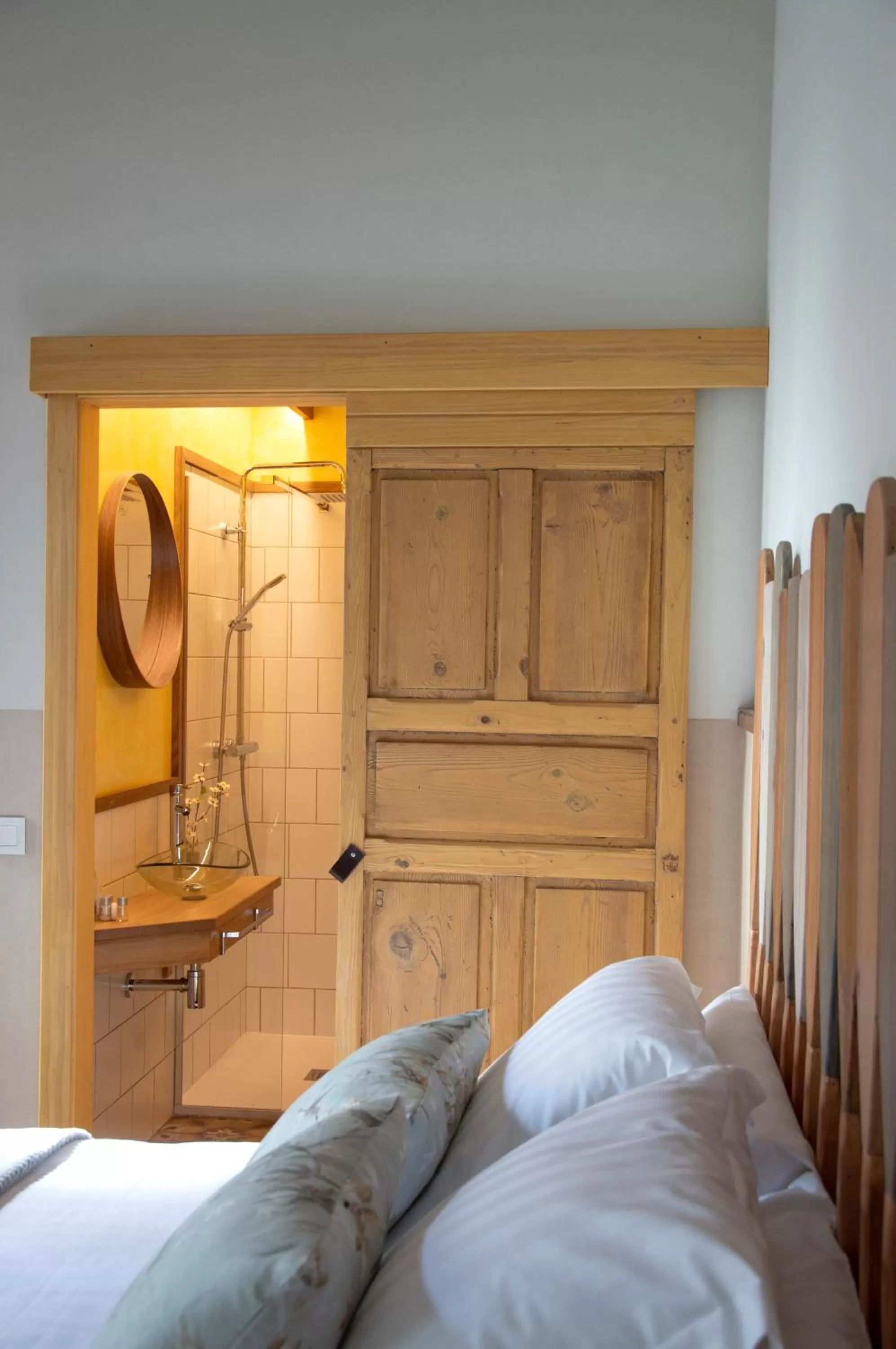 Bathroom, Bed in La Casa del Médico Hostería Rural
