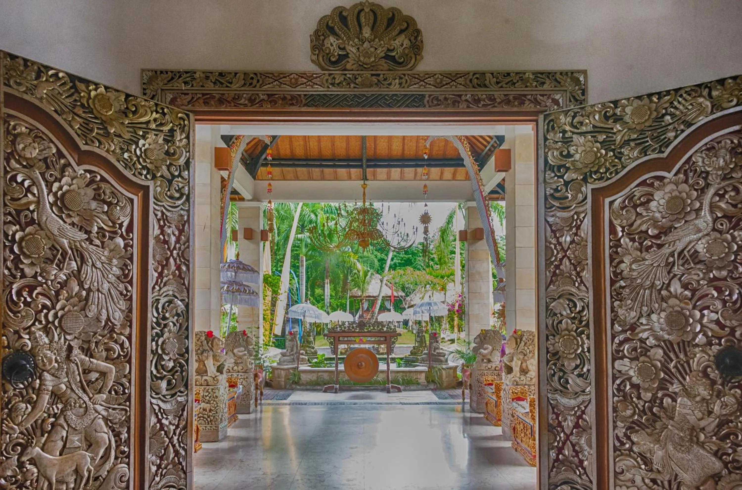 Decorative detail in The Mansion Resort Hotel & Spa