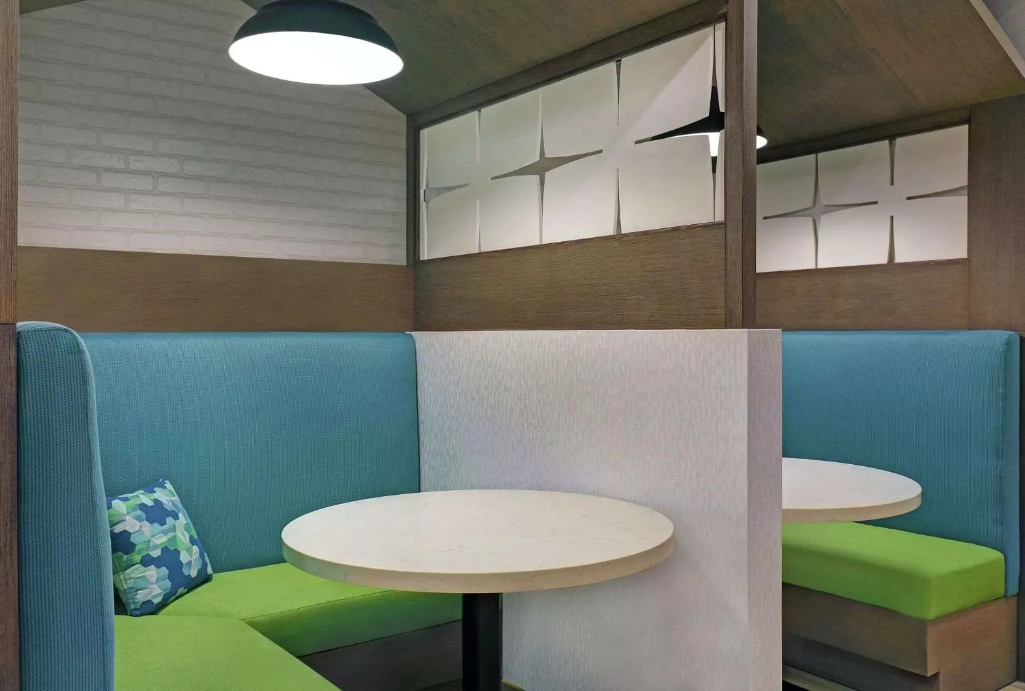 Meeting/conference room in Hampton Inn Patterson, Ca