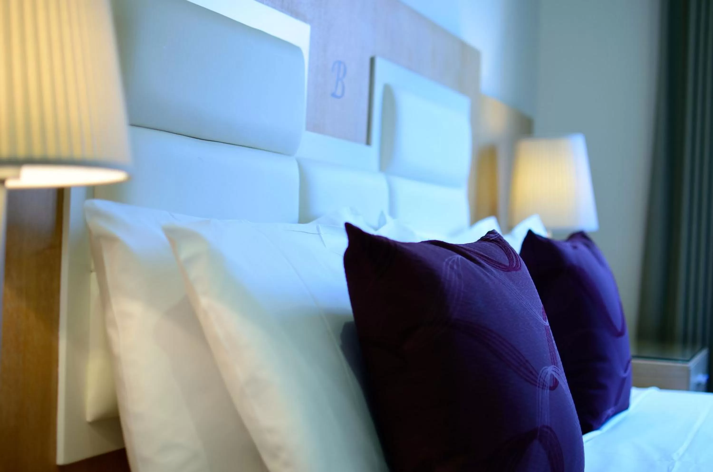 Decorative detail, Bed in Brighton Serviced Apartments