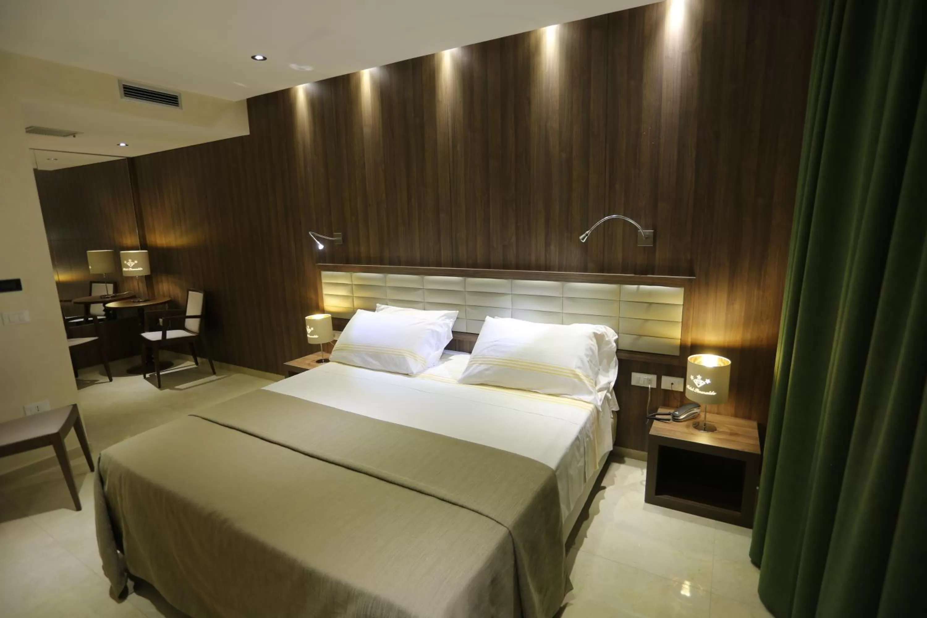 Photo of the whole room, Bed in Hotel Smeraldo