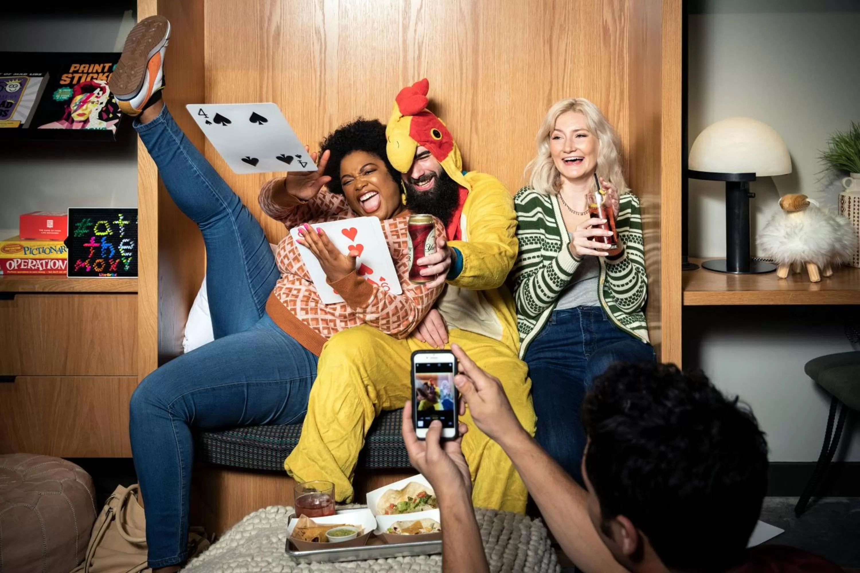 Living room in Moxy Louisville Downtown