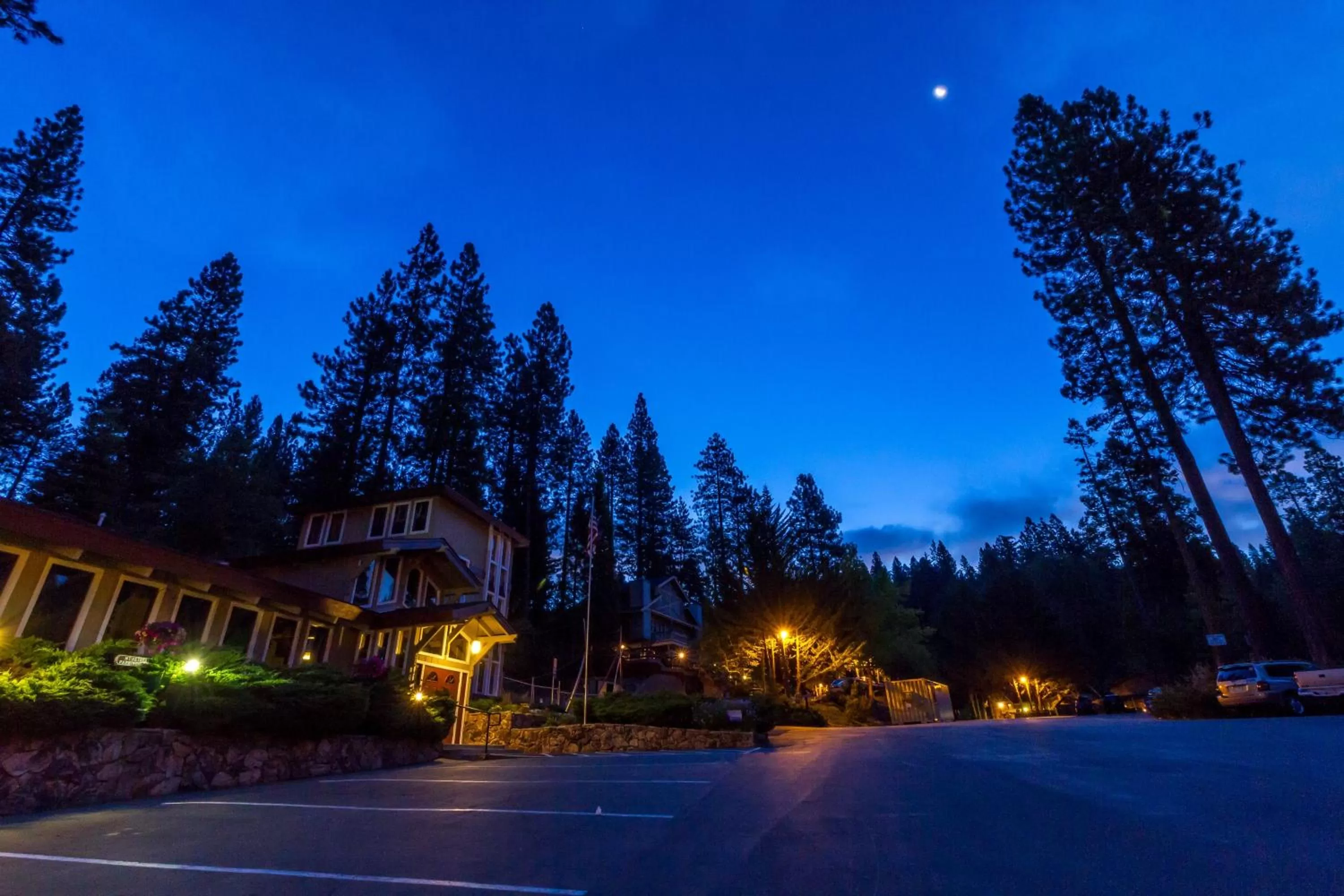 Property building in Mountain Retreat Resort