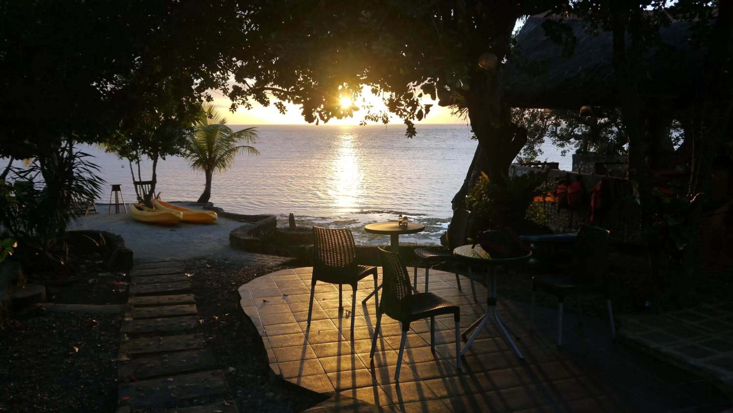Balcony/Terrace in Moalboal T Breeze Coastal Resort