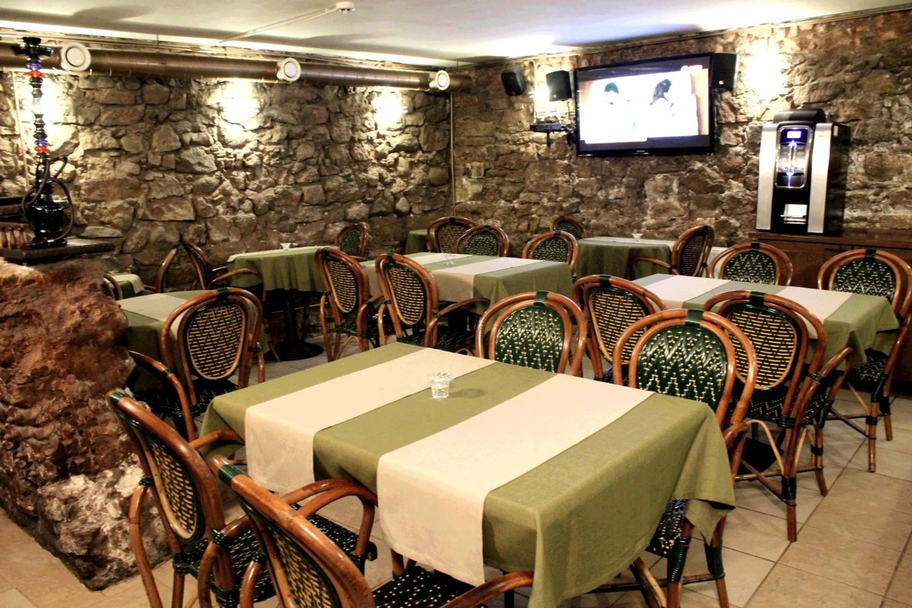 Restaurant/places to eat in Boutique Hotel Monte Kristo