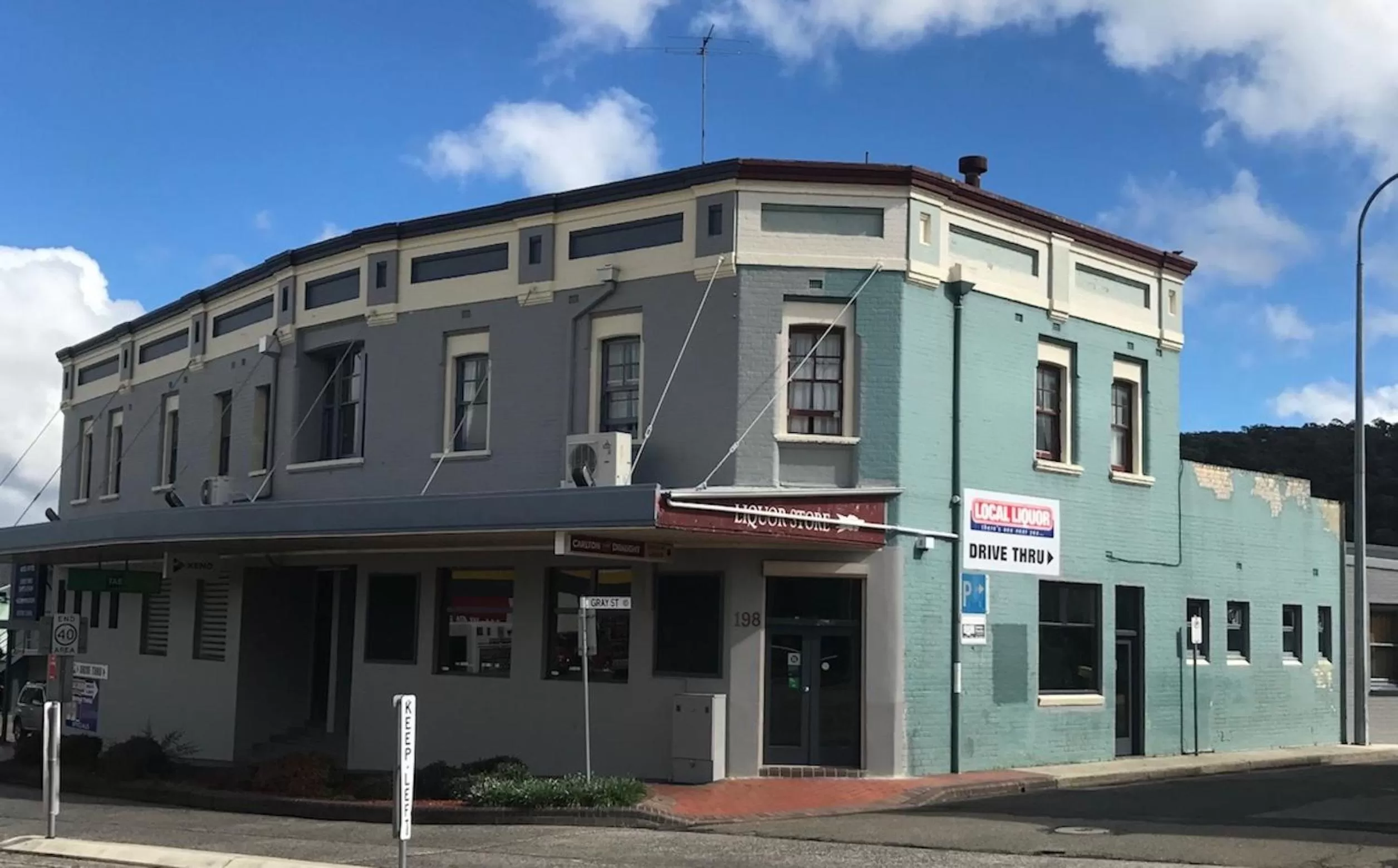 Facade/entrance in Commercial Hotel Motel Lithgow