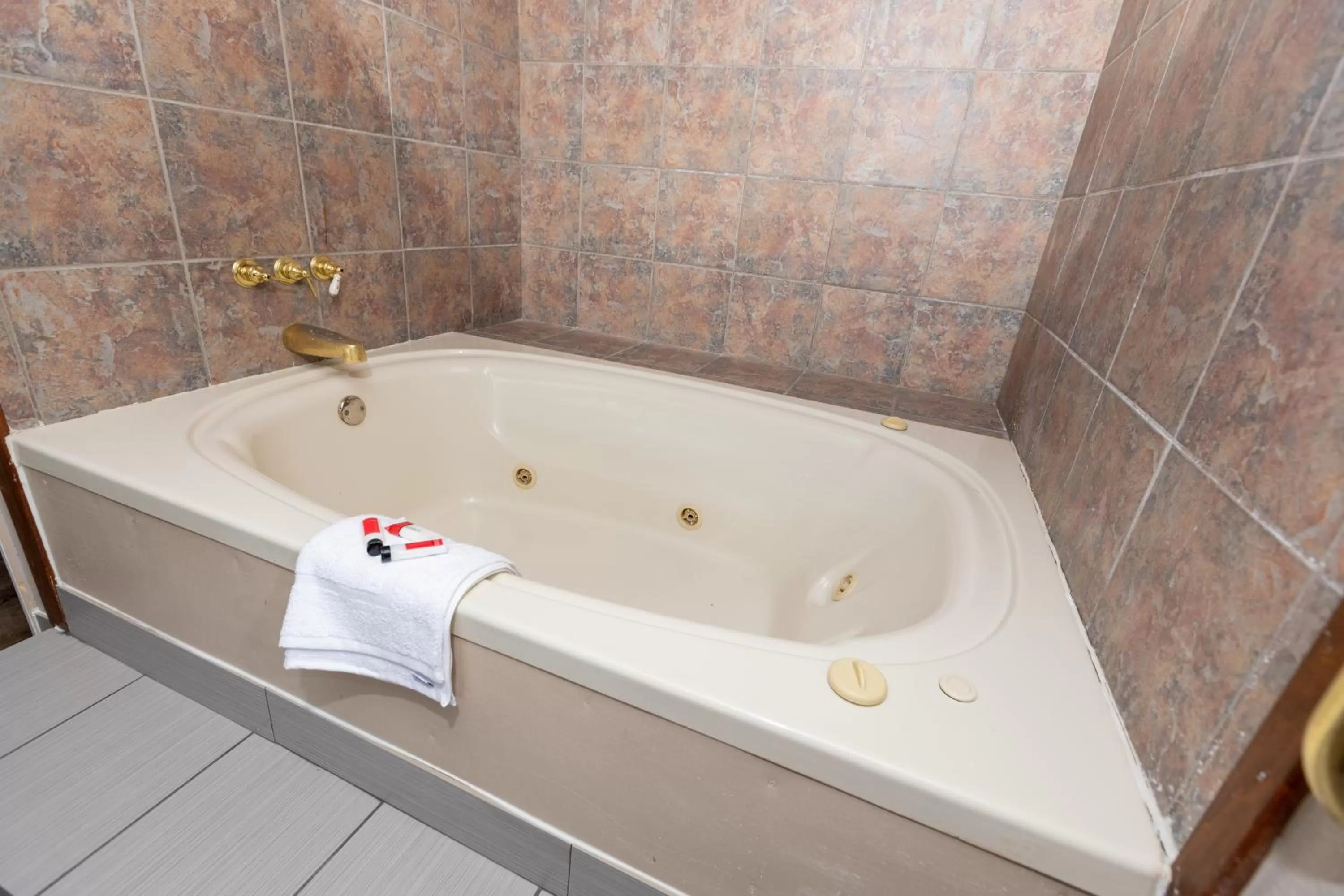 Bath in Super 8 by Wyndham Goldsboro