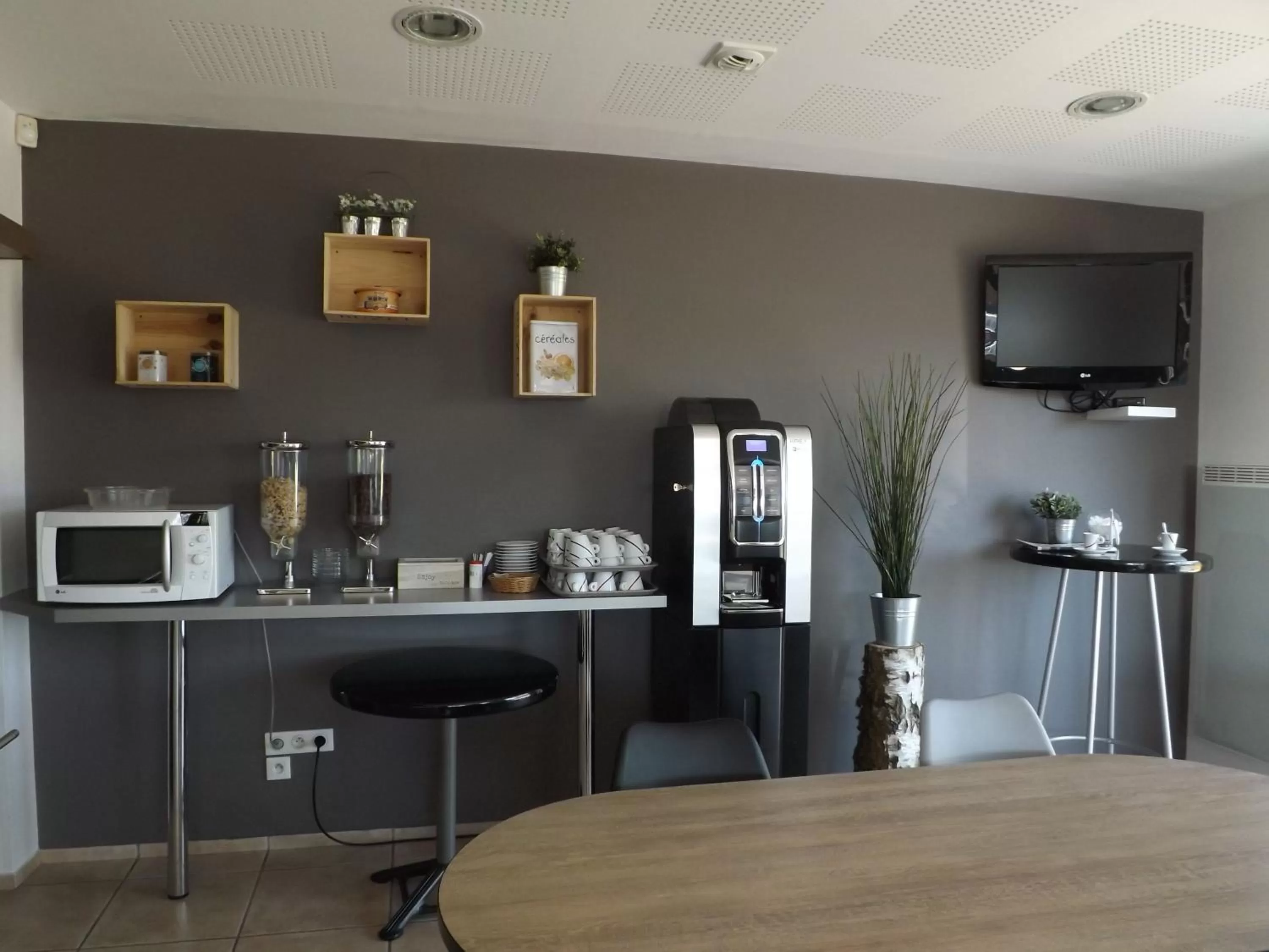 Toilet, Kitchen/Kitchenette in Hôtel Eco Chic