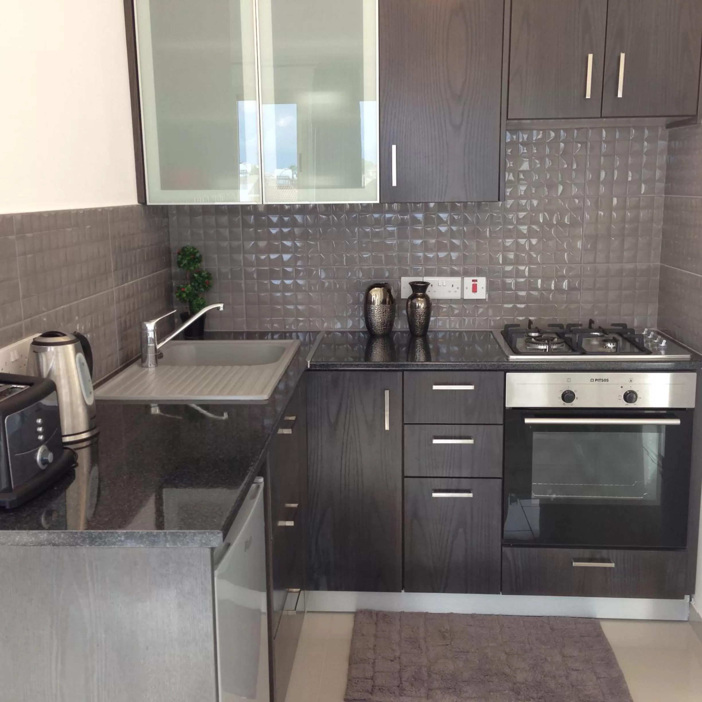 Kitchen or kitchenette in Panklitos Tourist Apartments