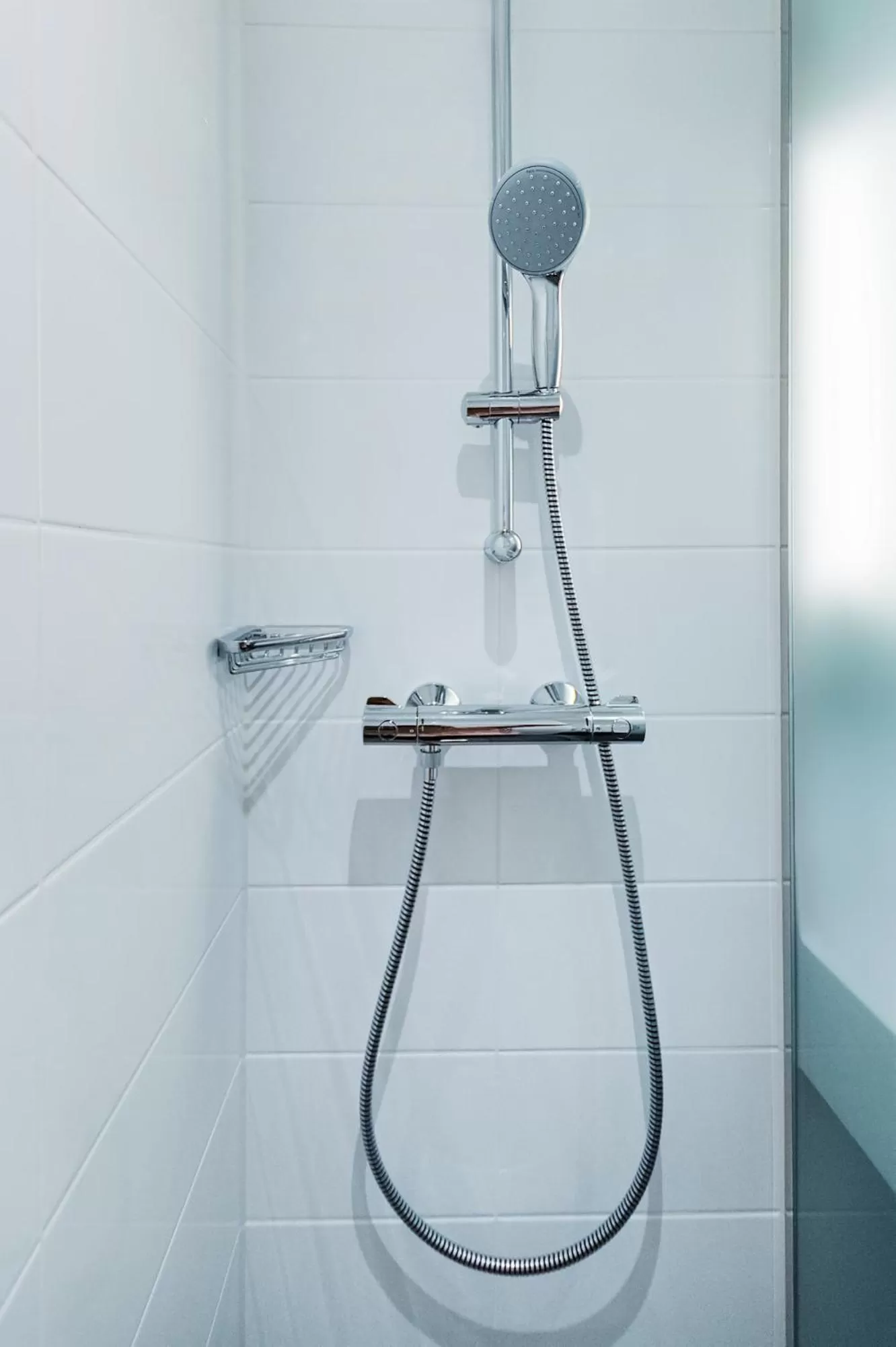 Shower in B&B HOTEL Zürich Wallisellen