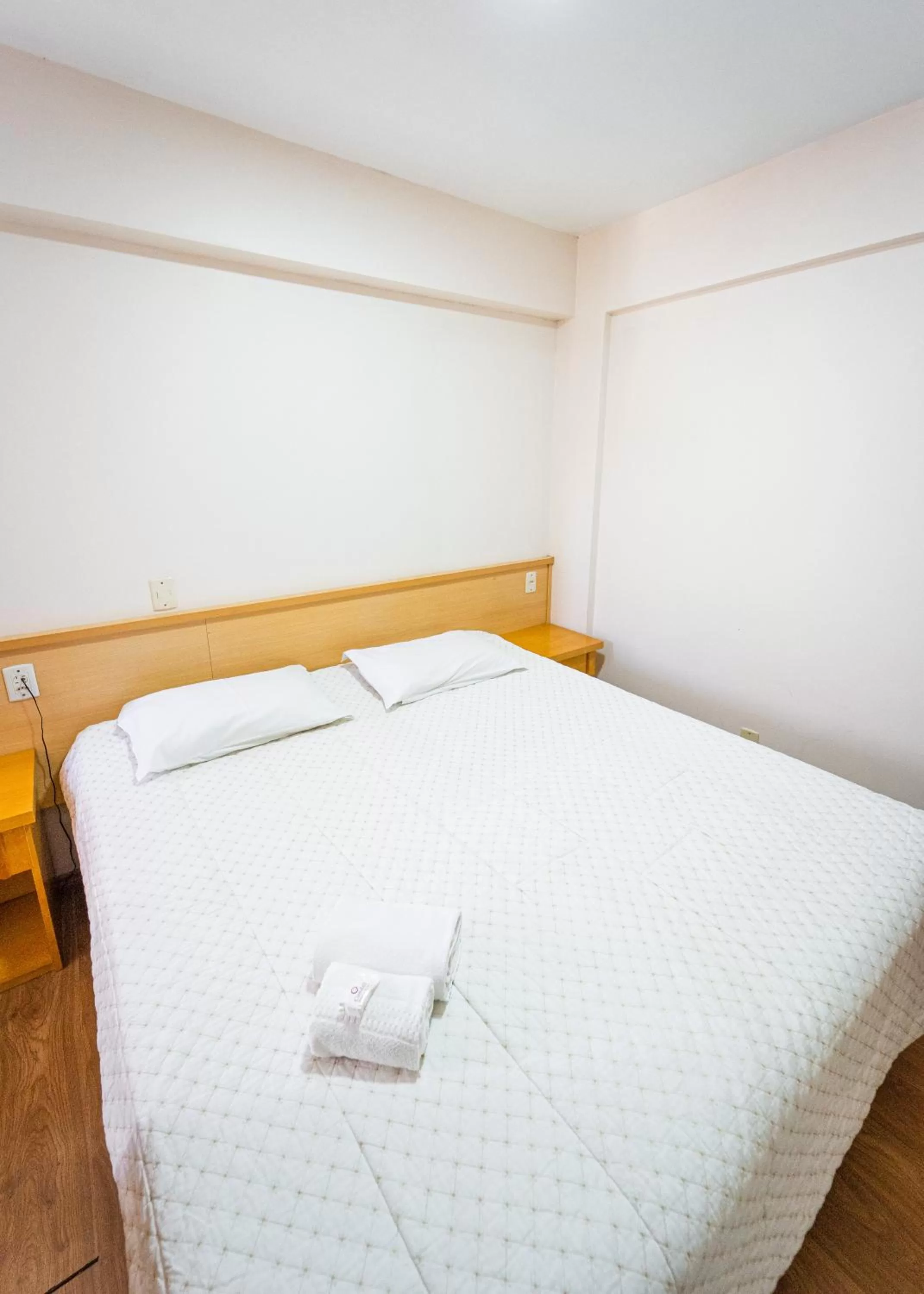 Bed in Condall Palace Hotel