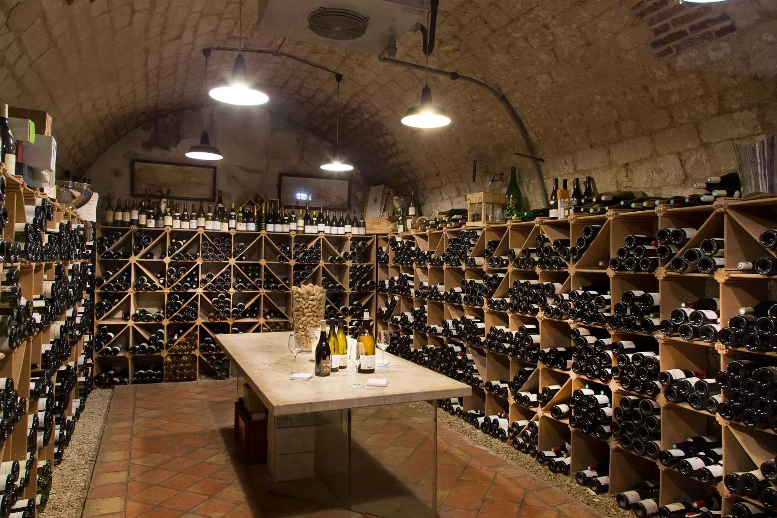 Alcoholic drinks in La Côte Saint Jacques